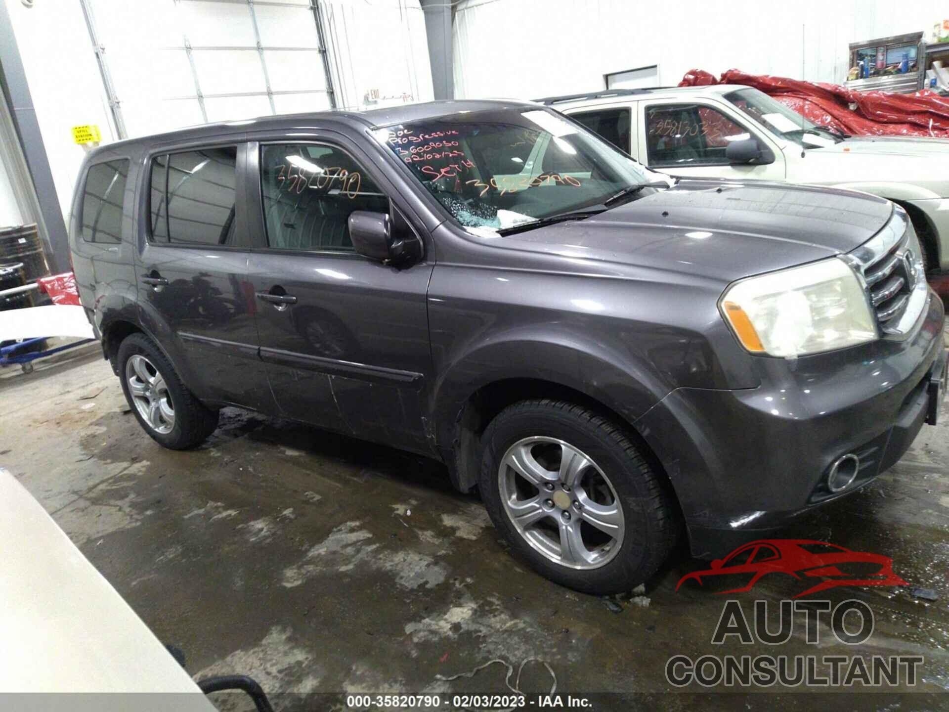 HONDA PILOT 2015 - 5FNYF4H55FB060018