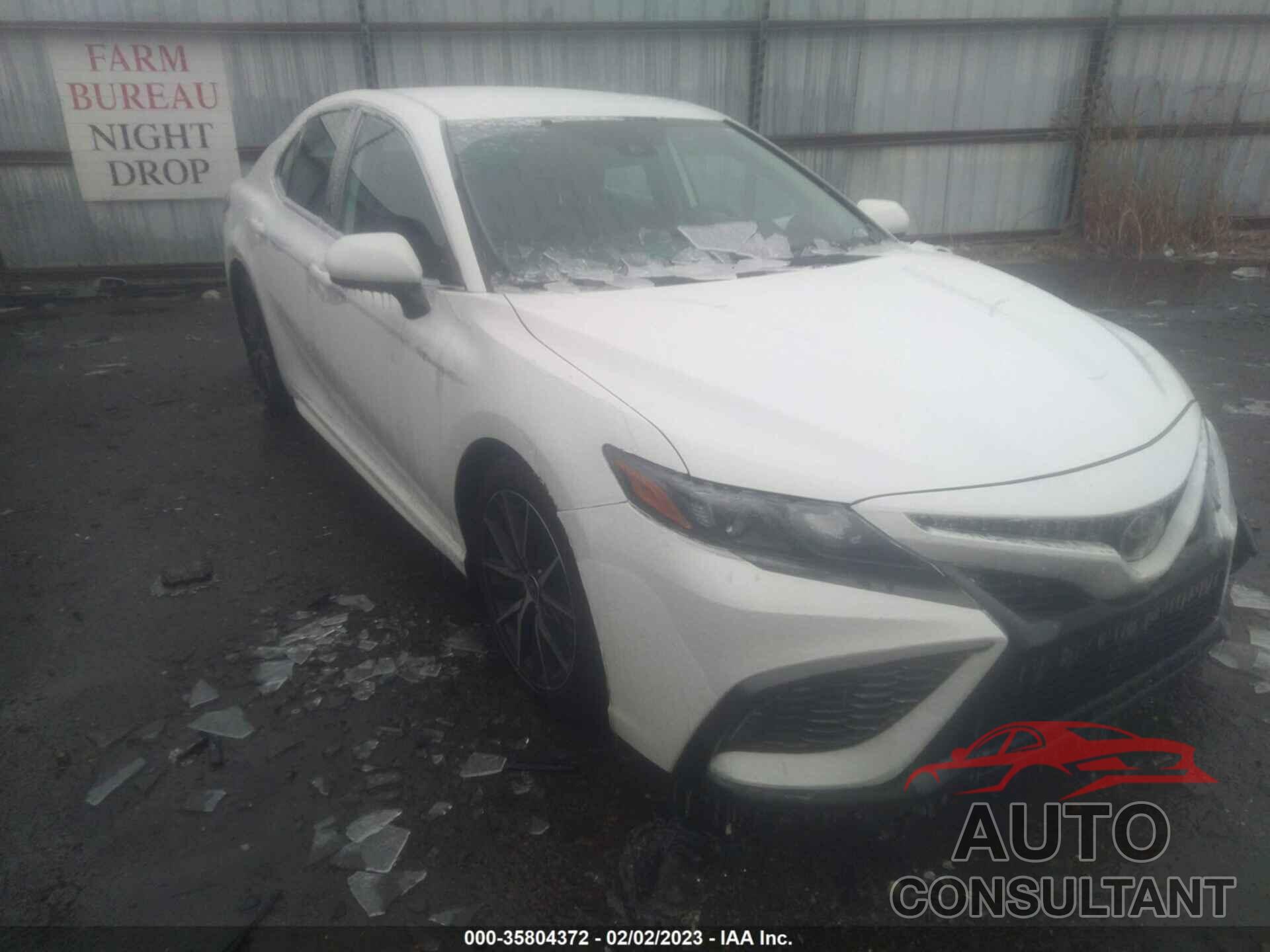 TOYOTA CAMRY 2021 - 4T1G11AK5MU432496
