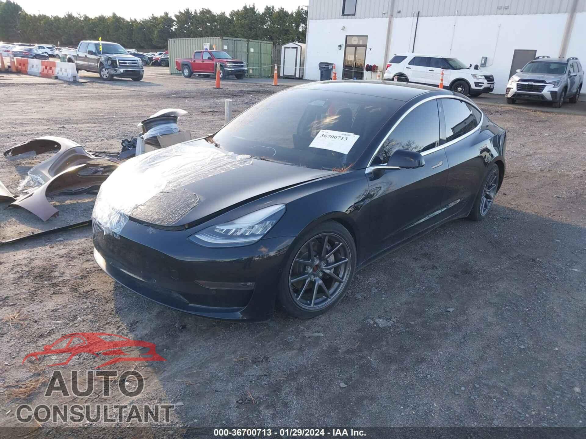 TESLA MODEL 3 2019 - 5YJ3E1EB6KF208953
