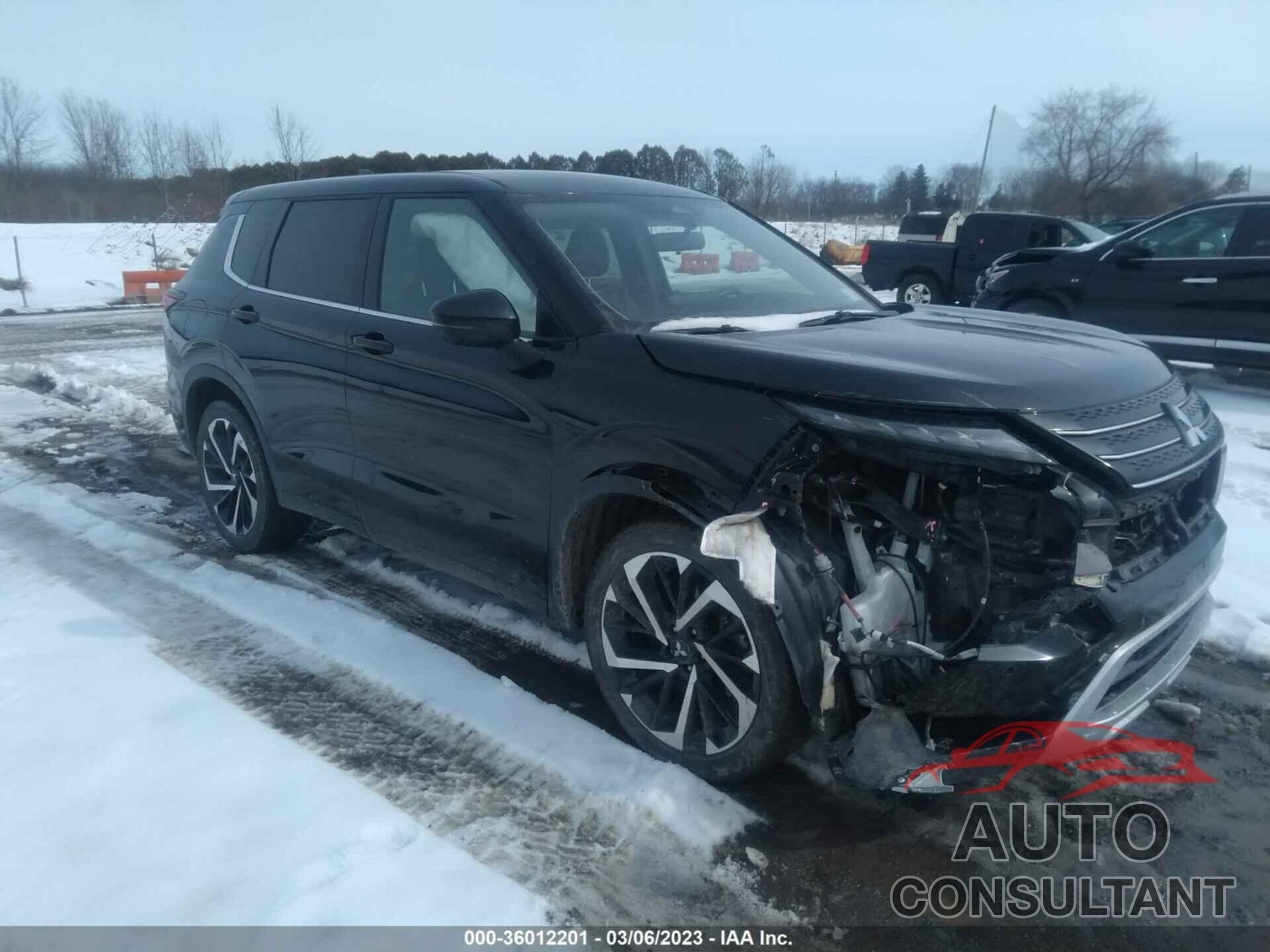 MITSUBISHI OUTLANDER 2022 - JA4J4UA81NZ032795