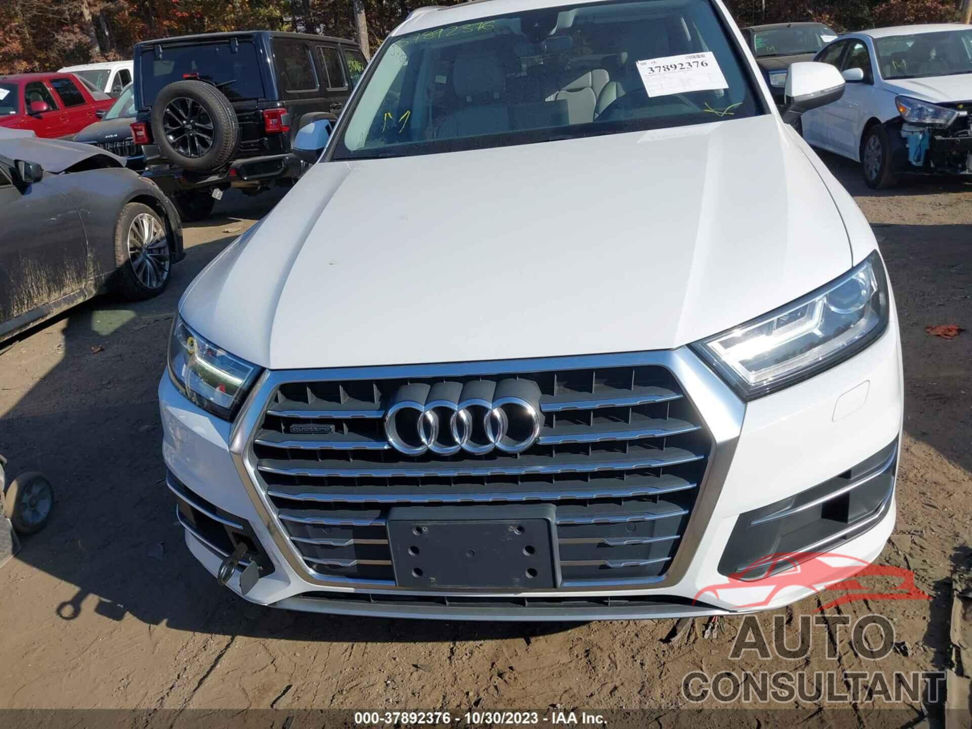 AUDI Q7 2017 - WA1LHAF70HD048239