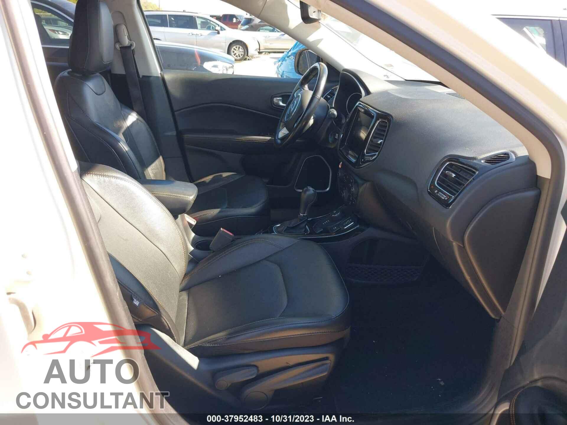 JEEP COMPASS 2021 - 3C4NJDCB5MT527693