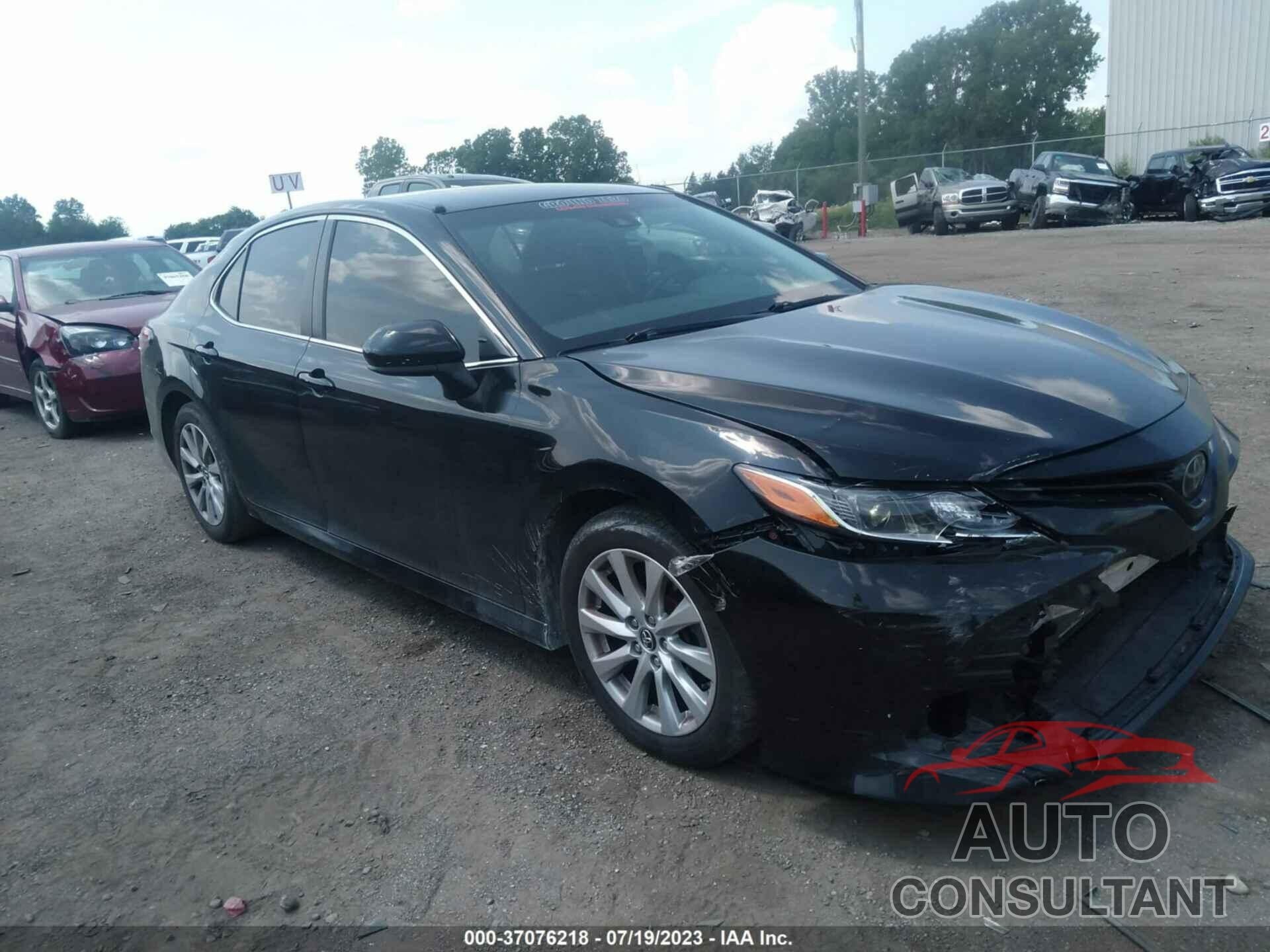 TOYOTA CAMRY 2018 - JTNB11HKXJ3002562
