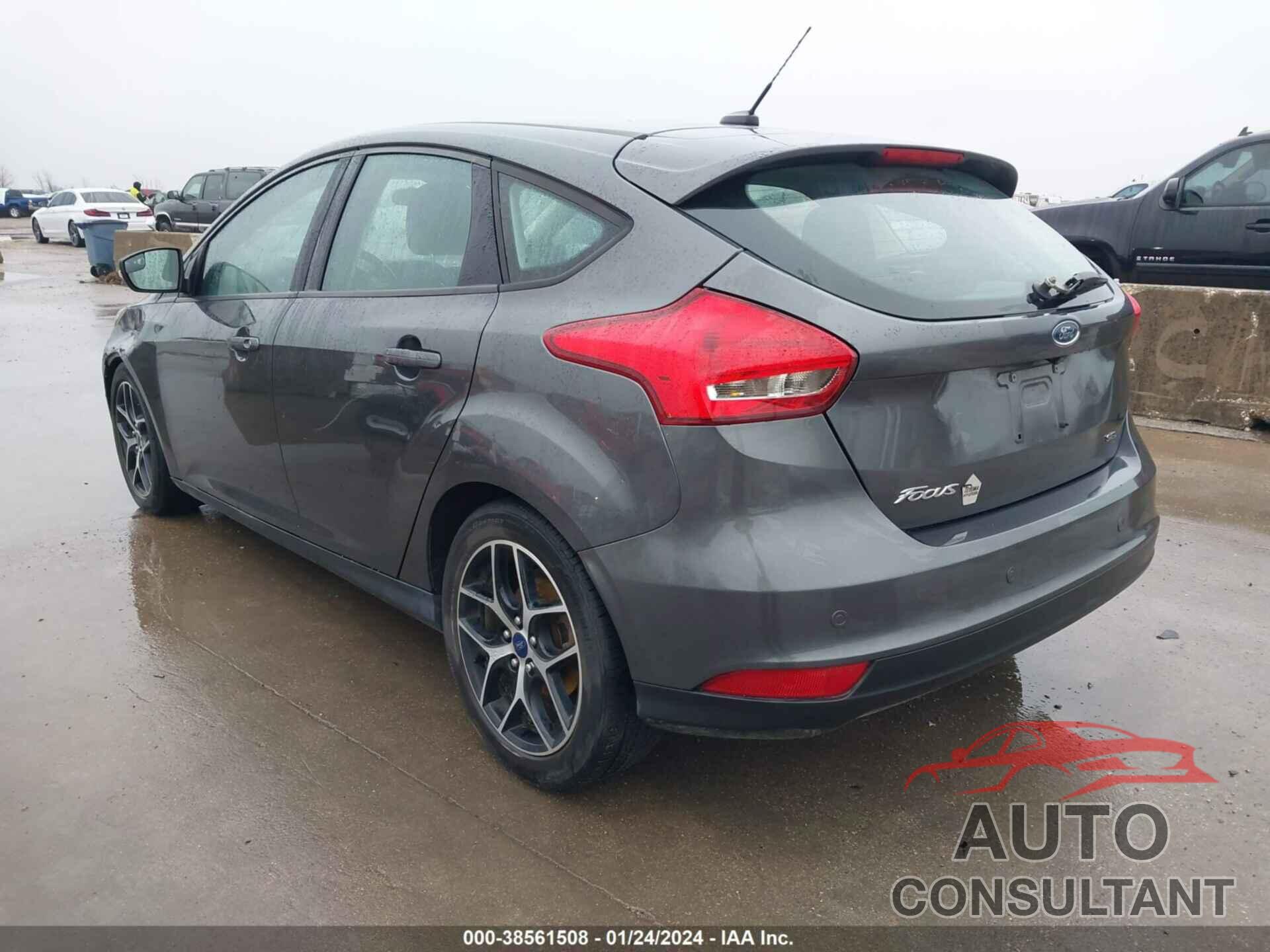 FORD FOCUS 2017 - 1FADP3M23HL309231