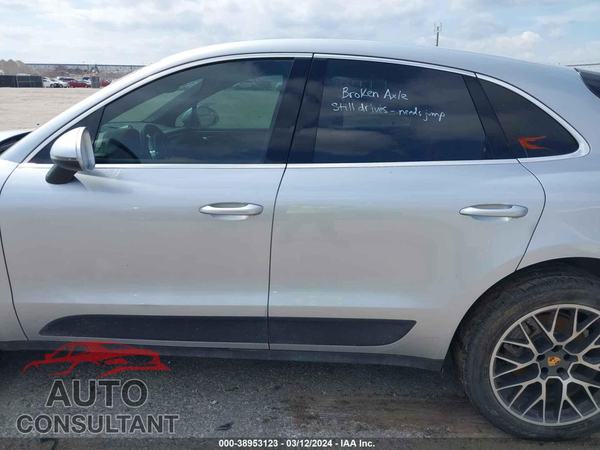 PORSCHE MACAN 2017 - WP1AB2A57HLB10072