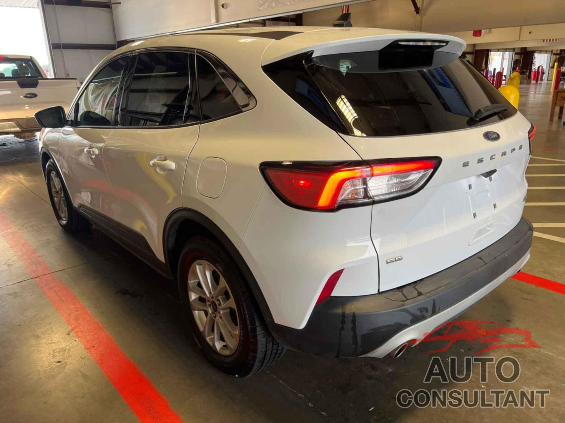 FORD ESCAPE 2020 - 1FMCU0G62LUC37450