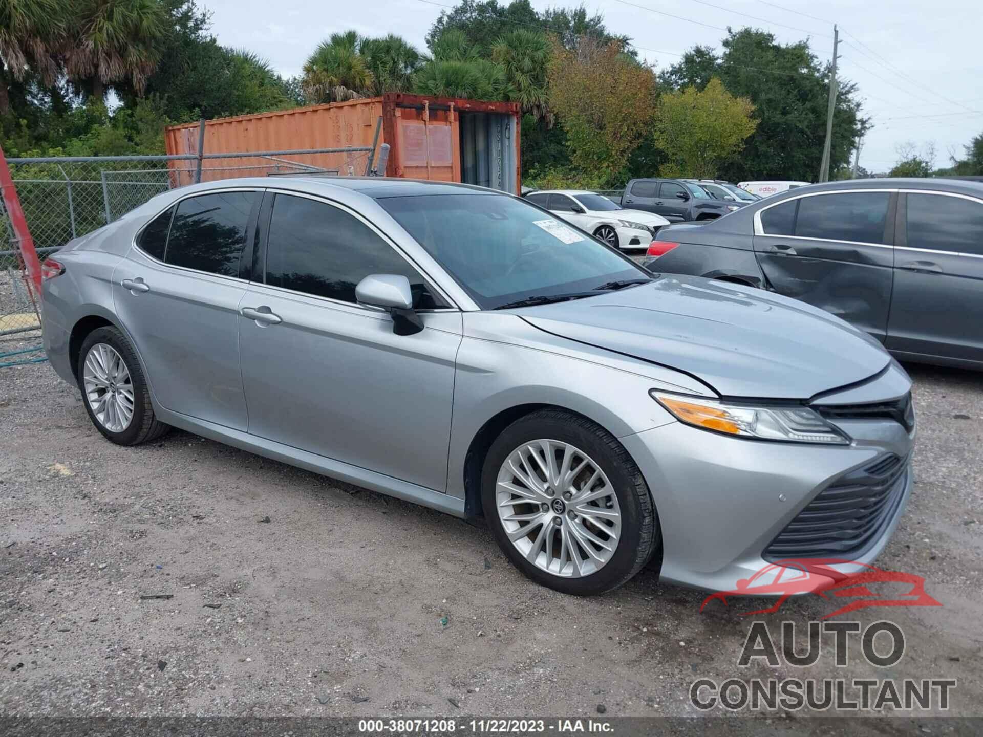 TOYOTA CAMRY 2018 - 4T1BZ1HK4JU010420