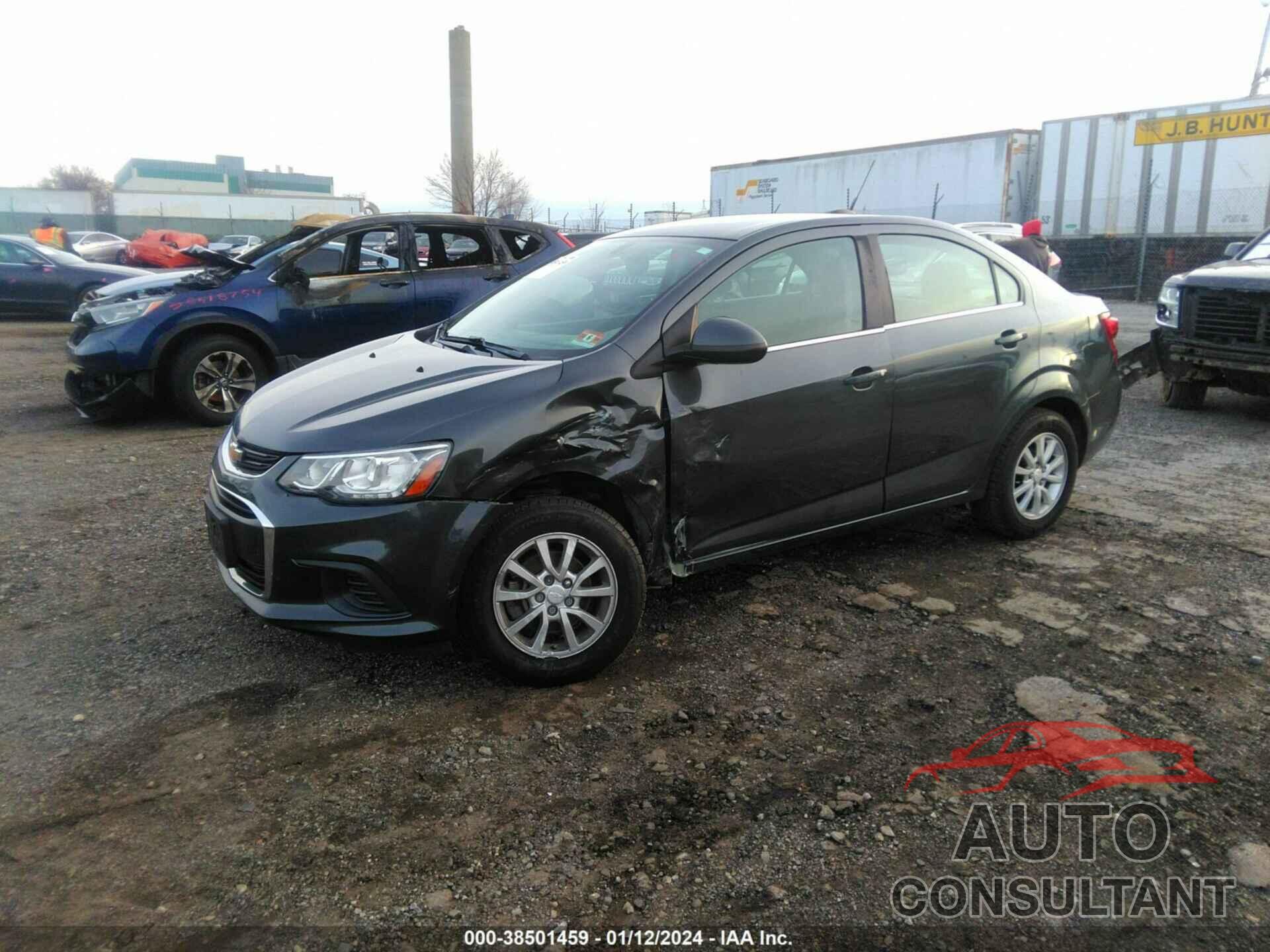 CHEVROLET SONIC 2017 - 1G1JD5SH7H4103437