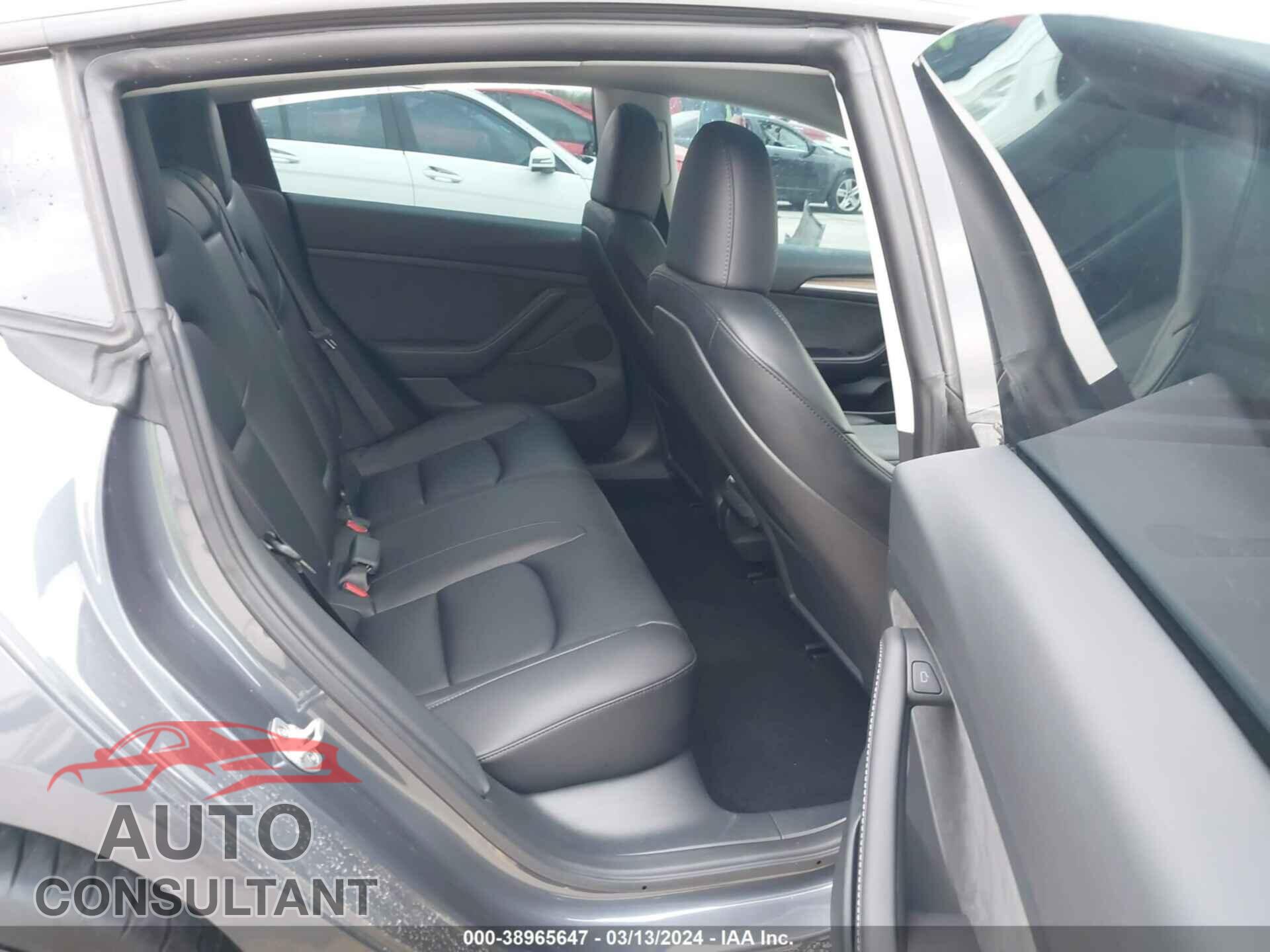 TESLA MODEL 3 2023 - 5YJ3E1ECXPF637724
