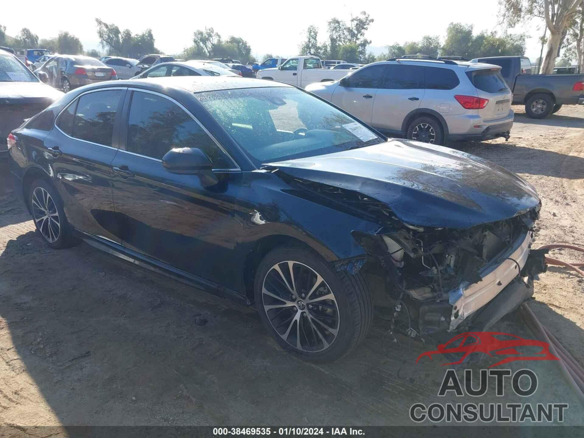 TOYOTA CAMRY 2018 - JTNB11HK4J3069030