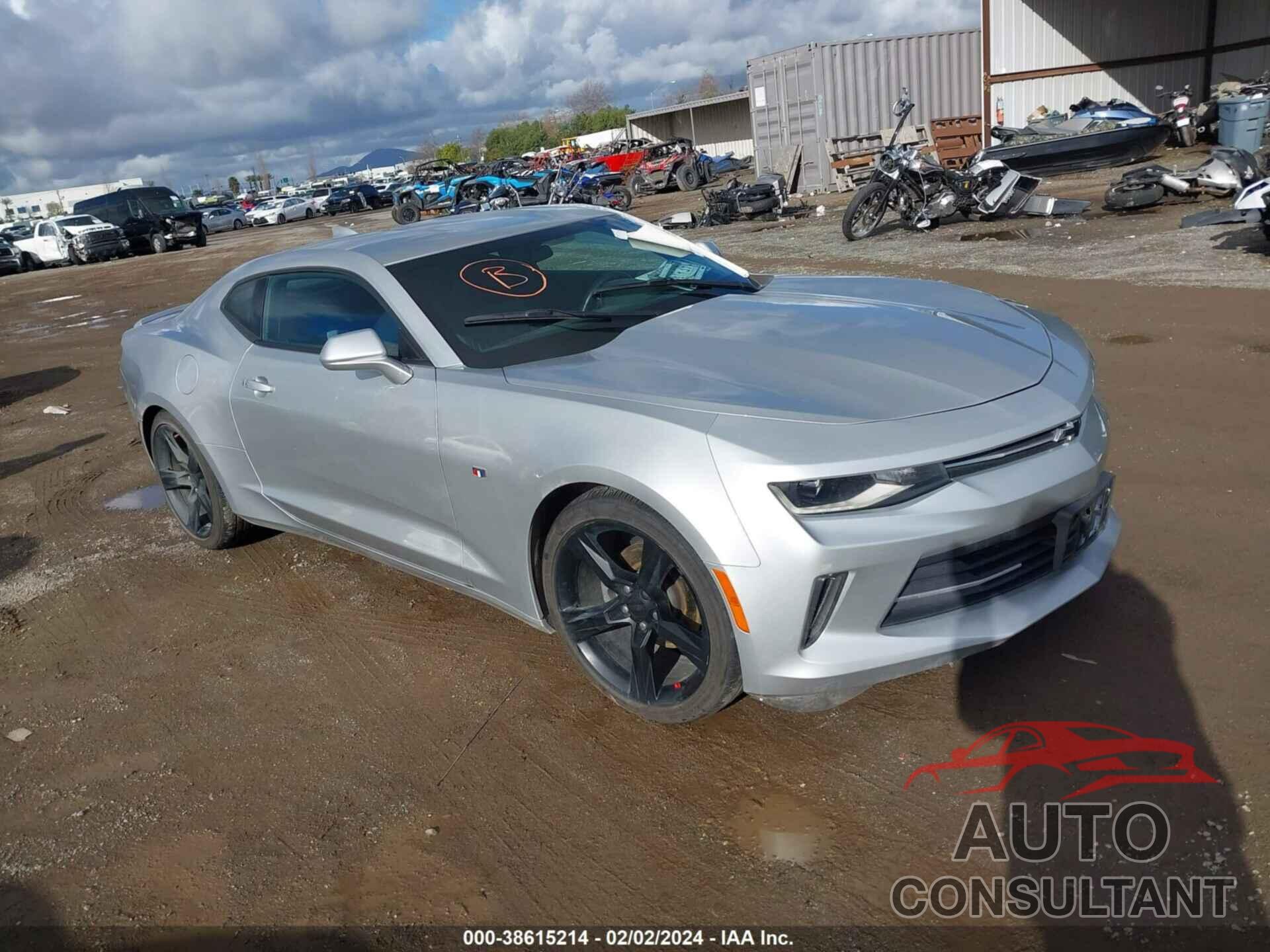 CHEVROLET CAMARO 2018 - 1G1FD1RS5J0170079