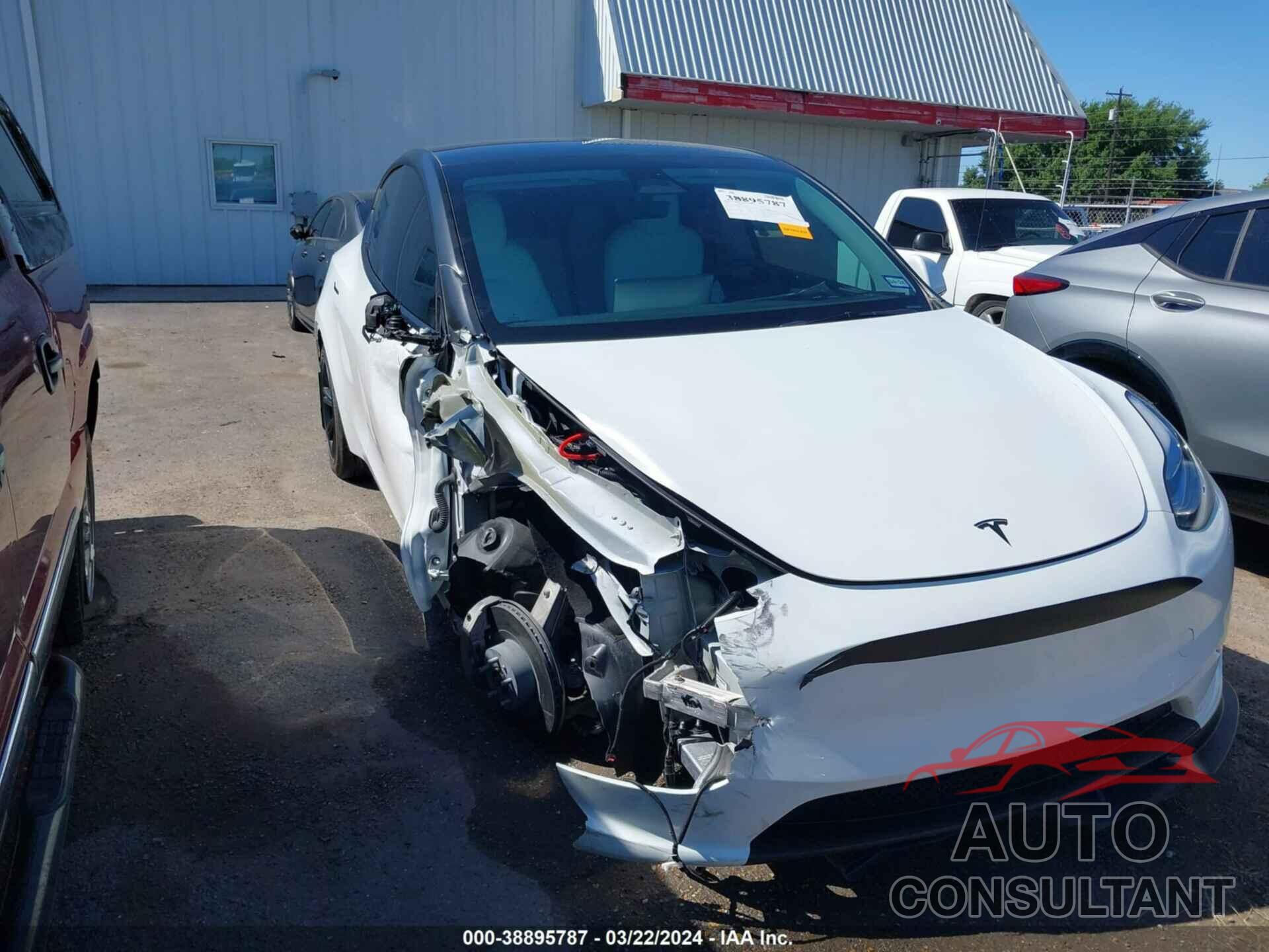 TESLA MODEL Y 2023 - 7SAYGDEE0PA095228