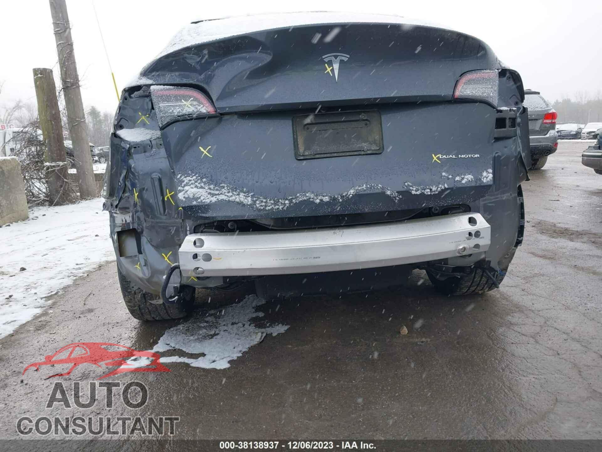 TESLA MODEL Y 2021 - 5YJYGDEE6MF249727