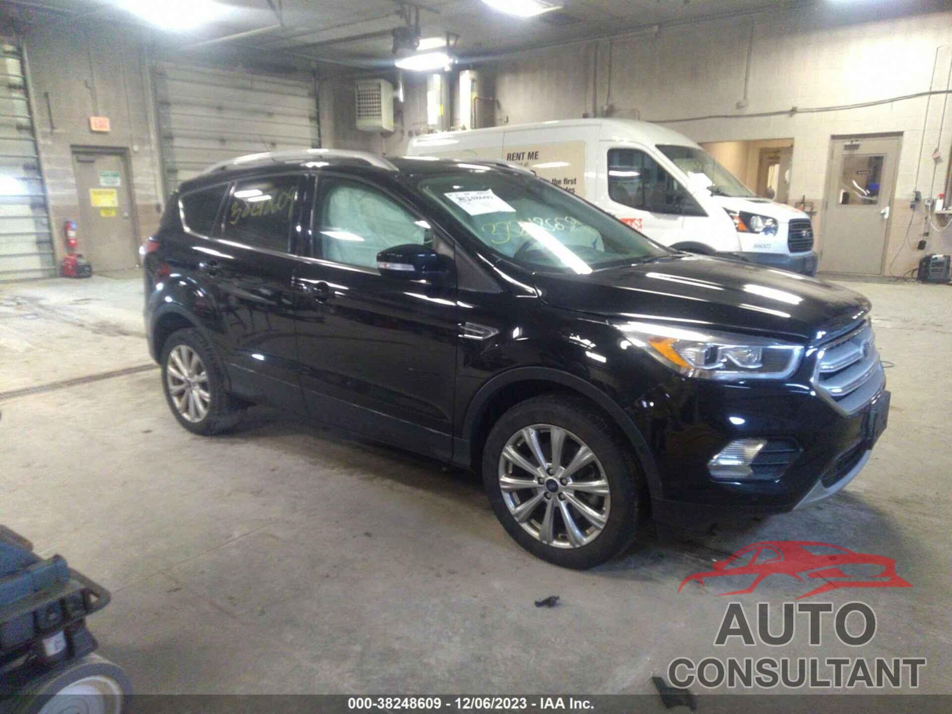 FORD ESCAPE 2018 - 1FMCU9J99JUD21575