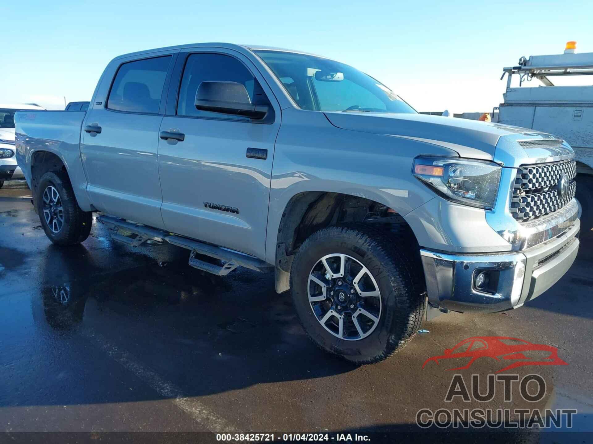 TOYOTA TUNDRA 2021 - 5TFDY5F15MX048825