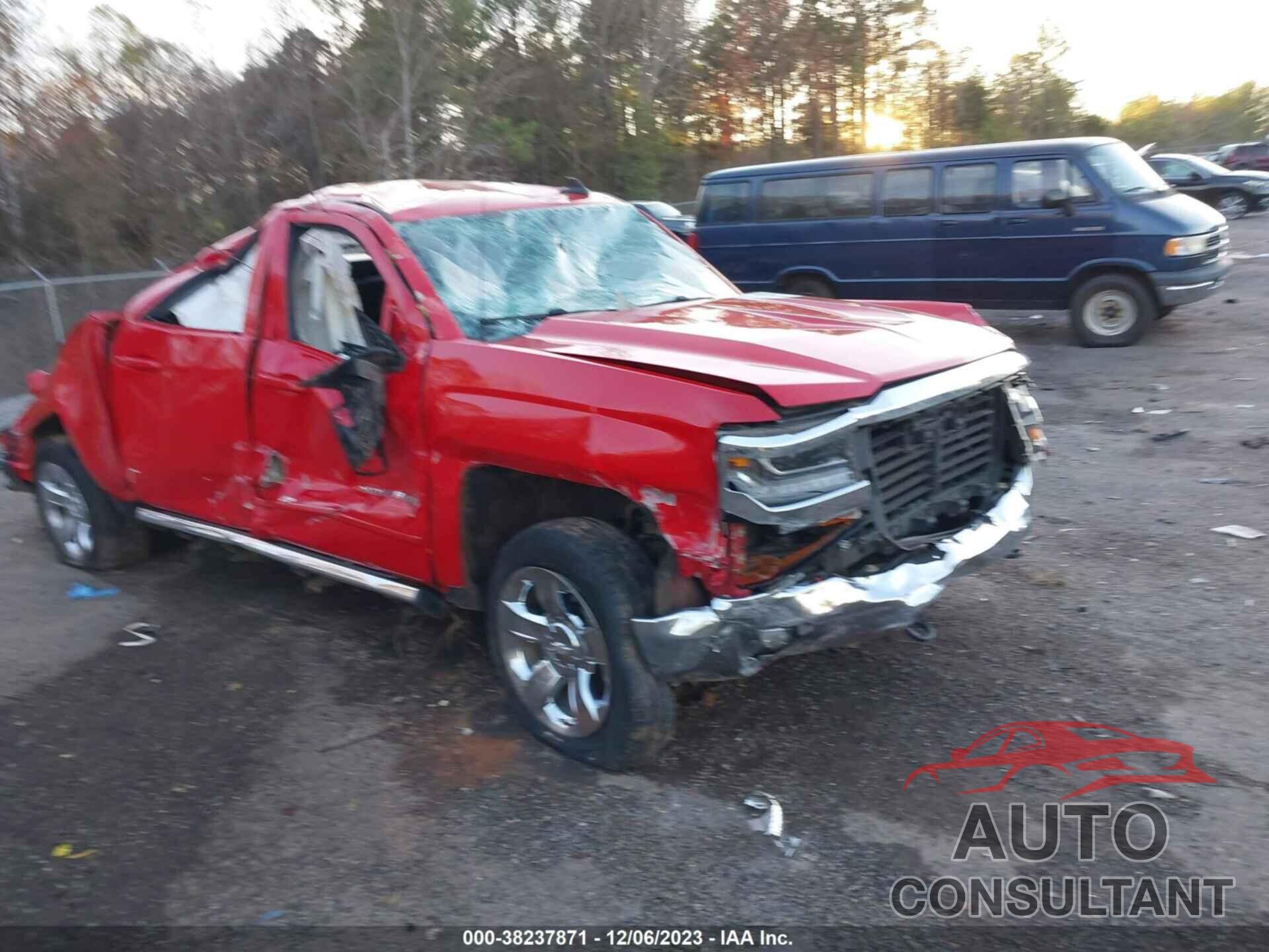 CHEVROLET SILVERADO 1500 2018 - 3GCUKREC1JG129719