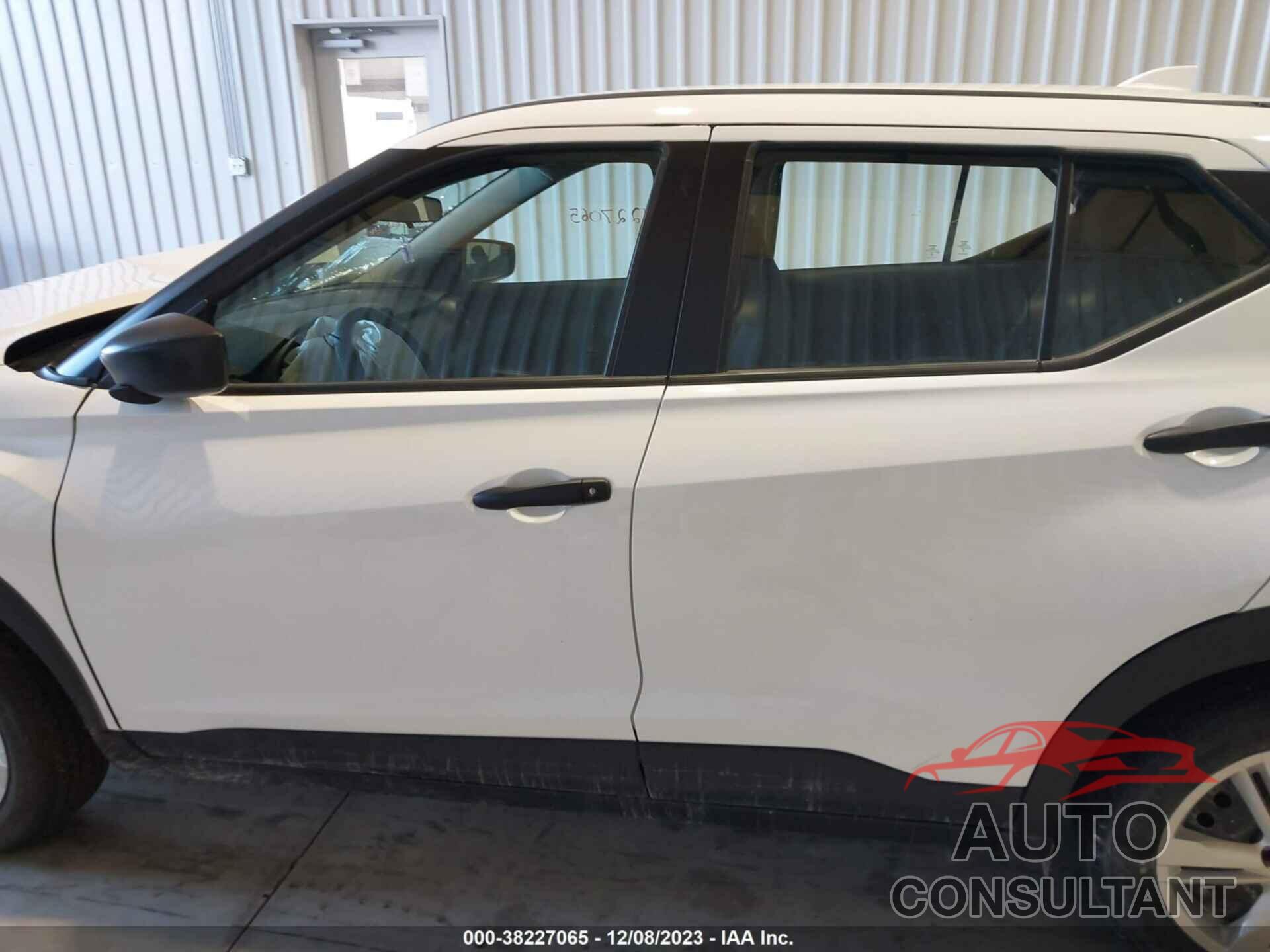 NISSAN KICKS 2023 - 3N1CP5BV3PL511457