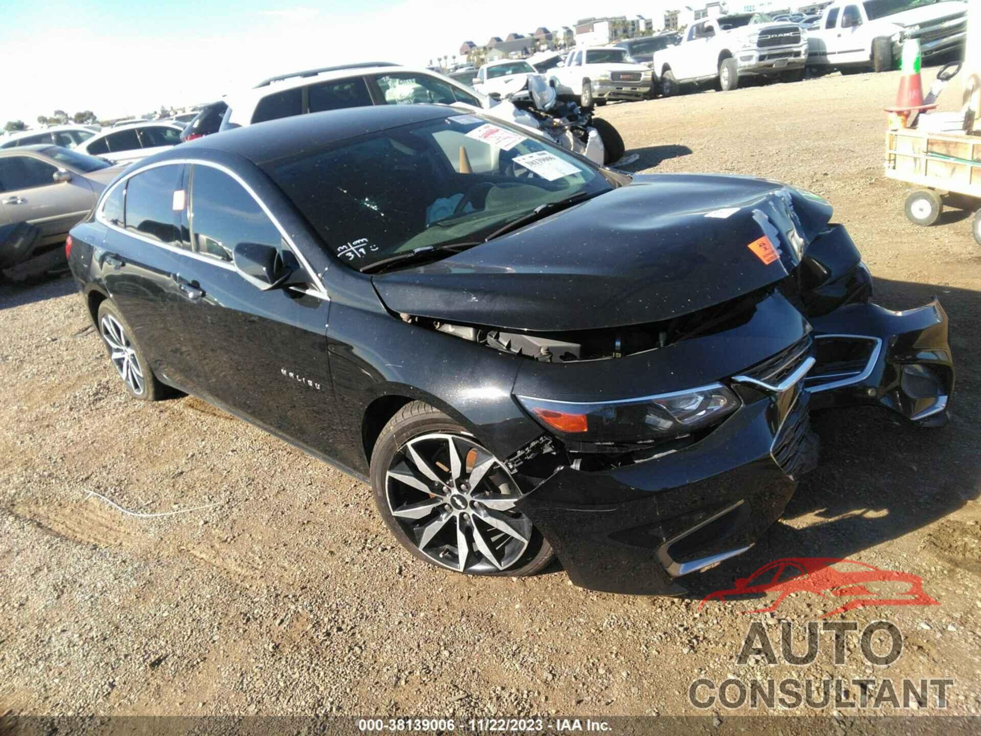 CHEVROLET MALIBU 2018 - 1G1ZD5ST0JF279800