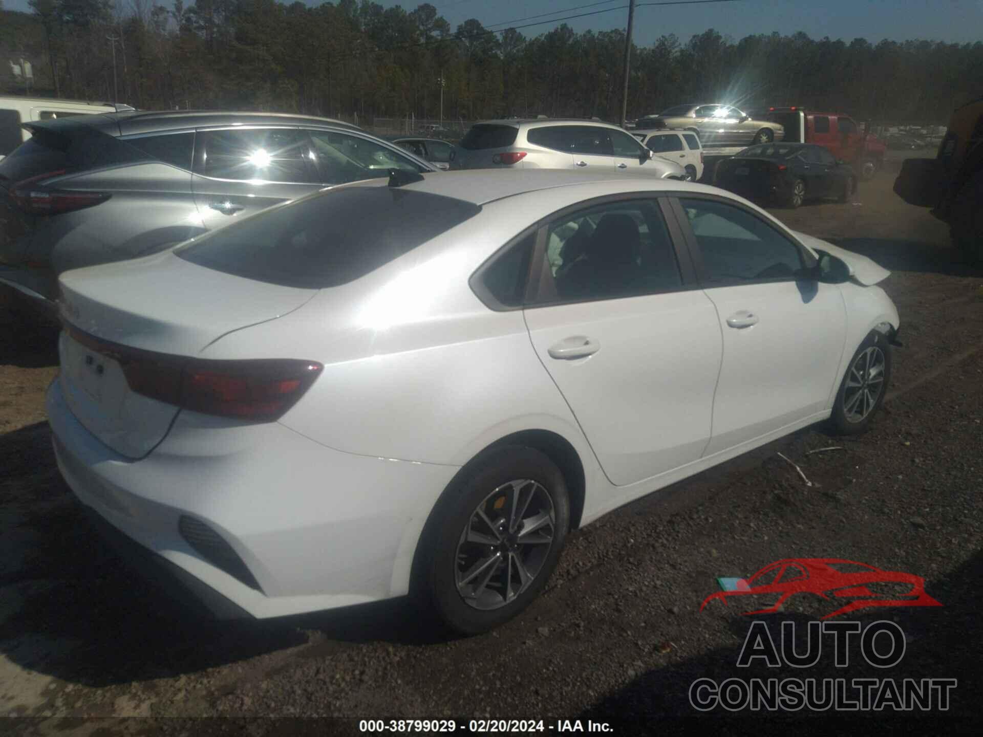 KIA FORTE 2023 - 3KPF24AD5PE569411