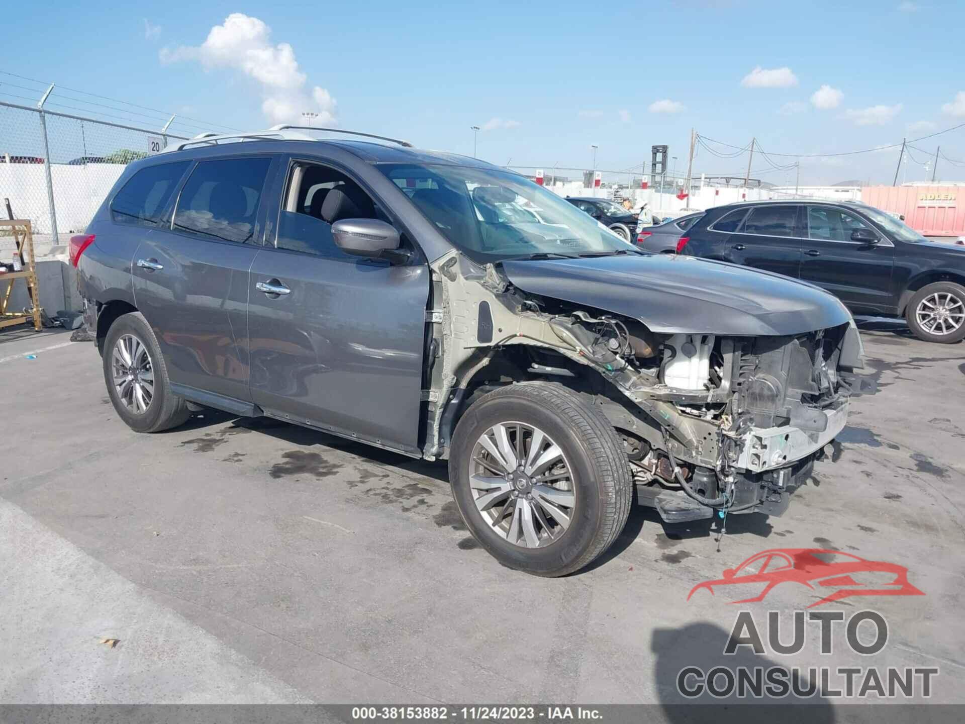 NISSAN PATHFINDER 2018 - 5N1DR2MN8JC617070