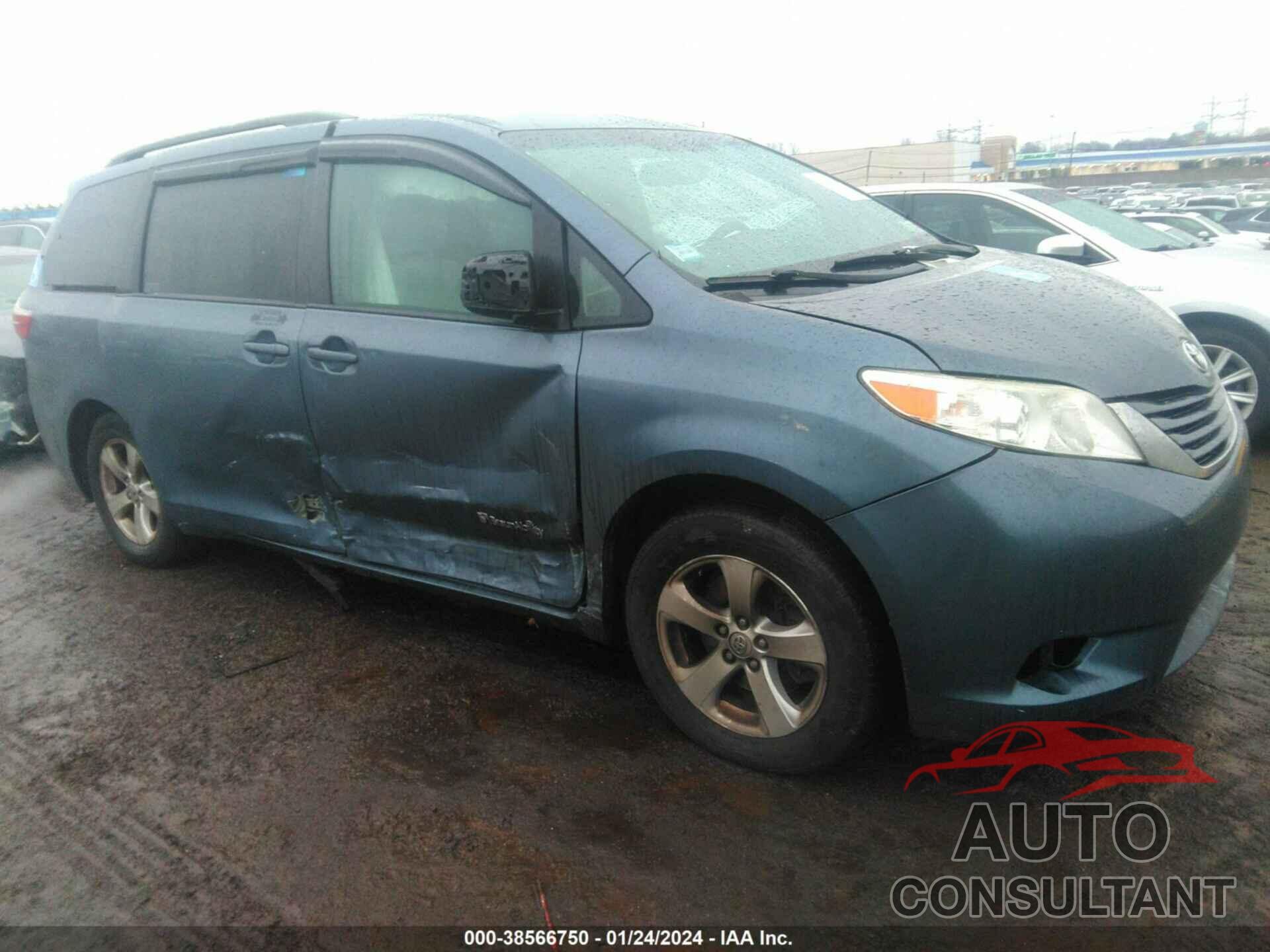 TOYOTA SIENNA 2017 - 5TDKZ3DC1HS865167