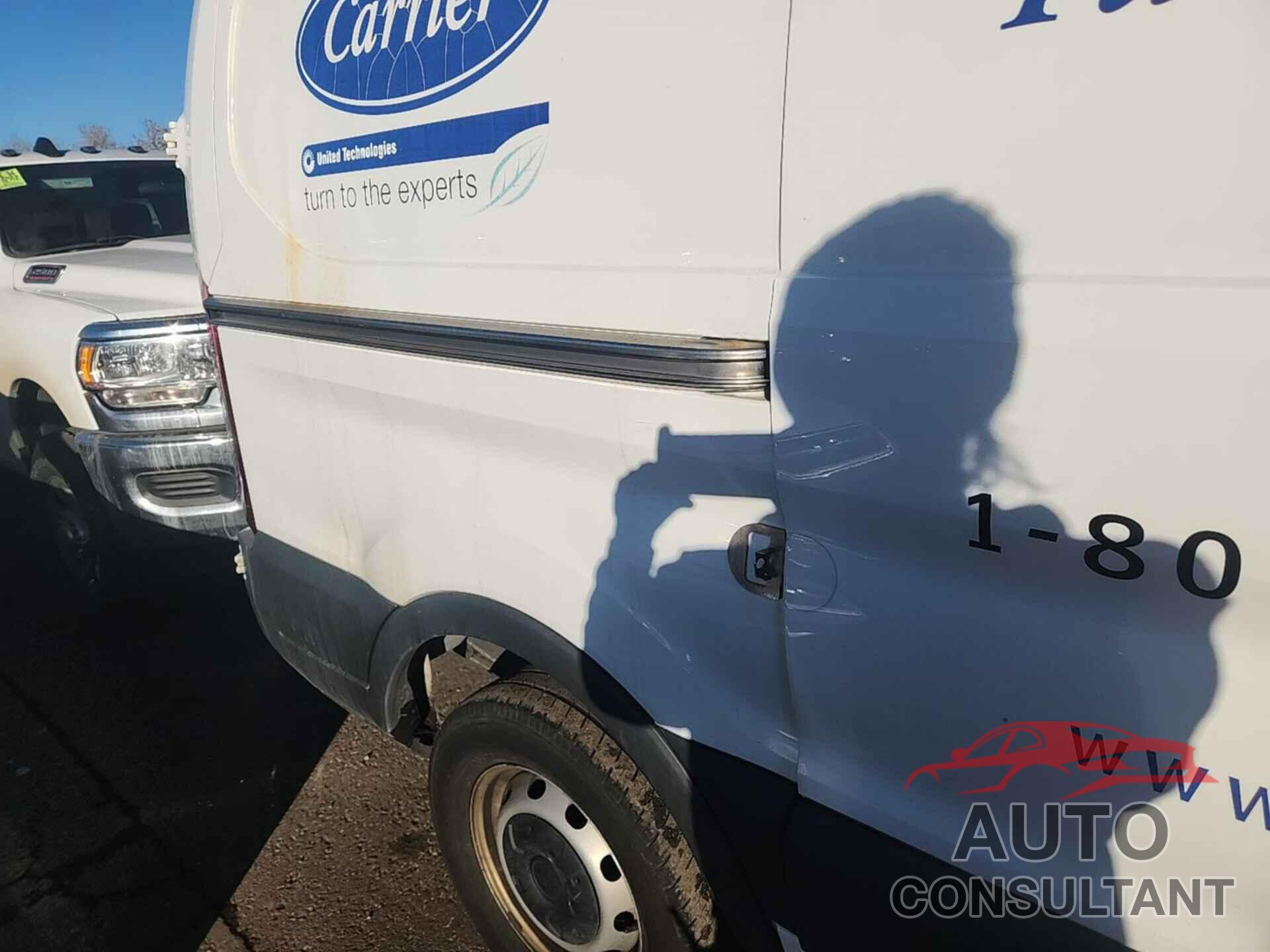 FORD TRANSIT-250 2017 - 1FTYR1YM8HKB43560