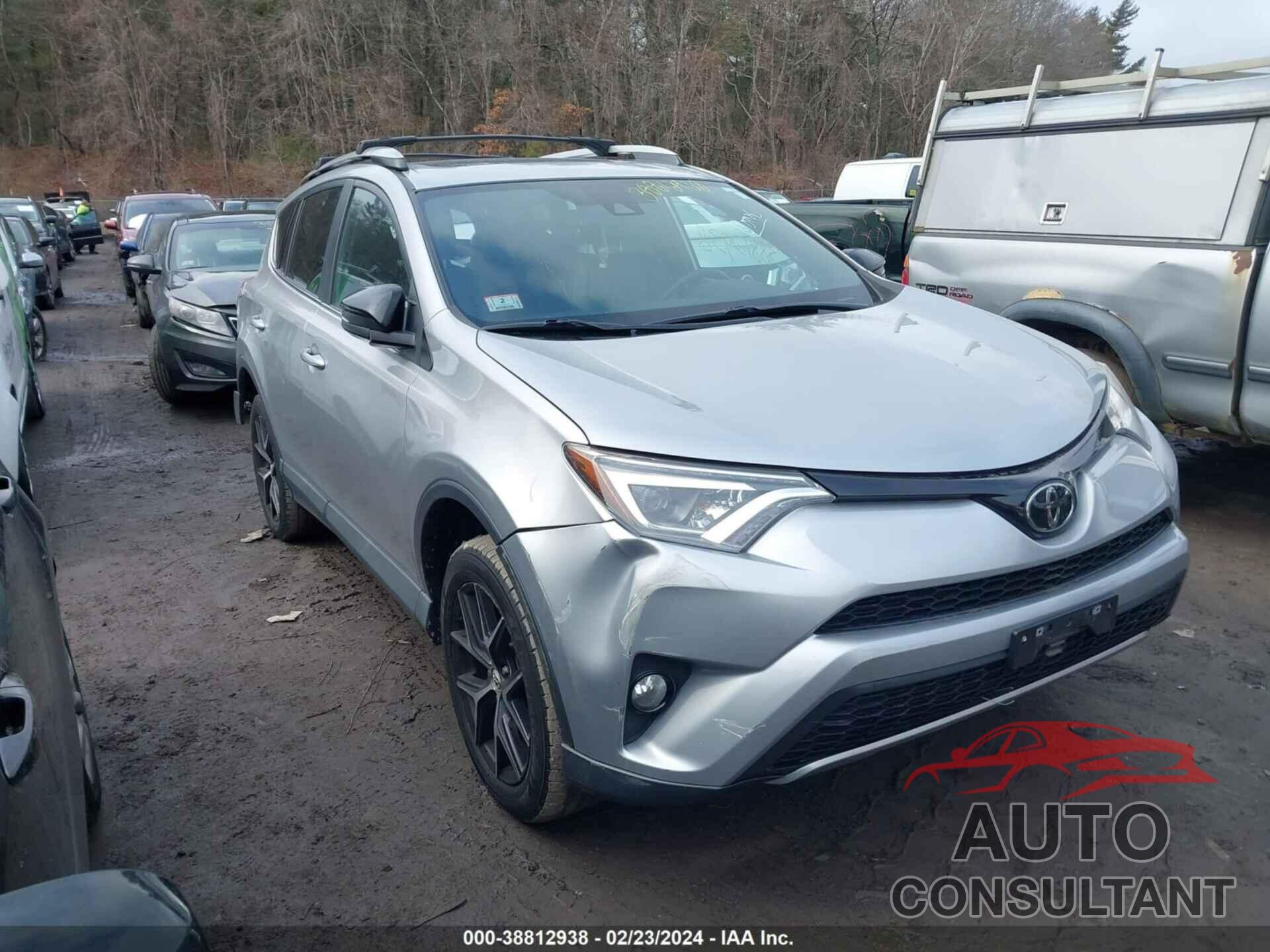 TOYOTA RAV4 2018 - 2T3JFREV8JW716444