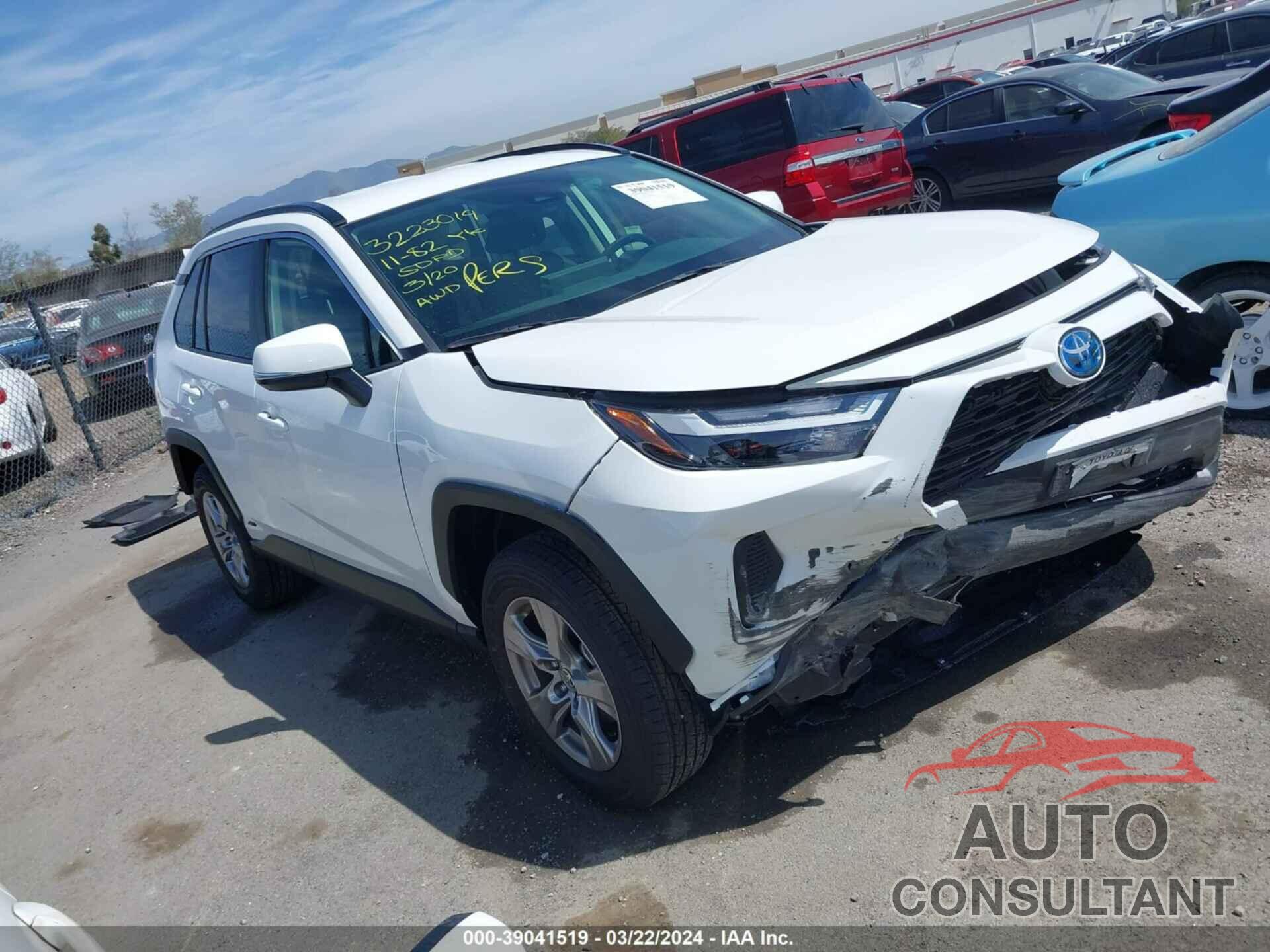 TOYOTA RAV4 2024 - JTMMWRFV0RD220199