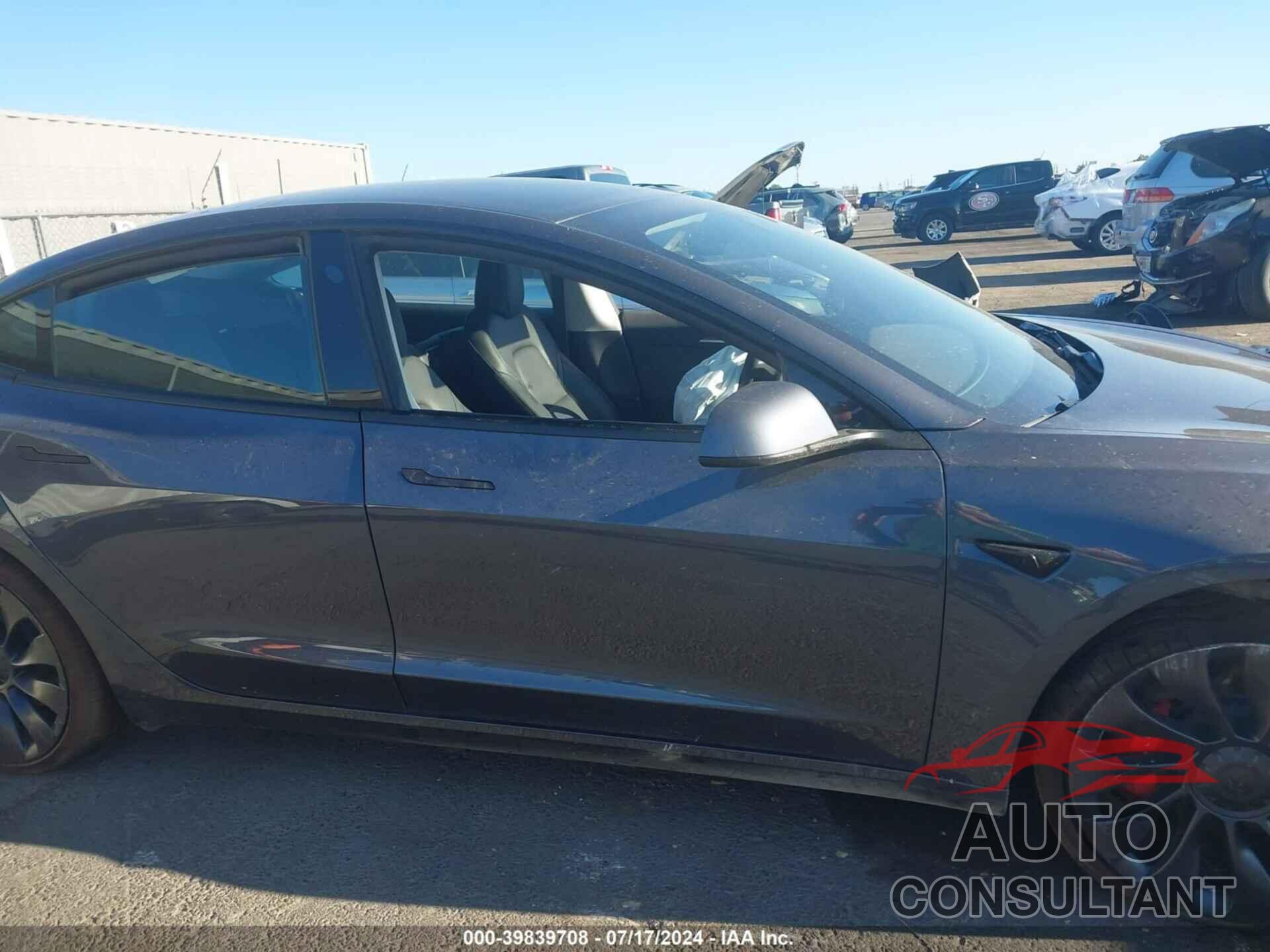 TESLA MODEL 3 2023 - 5YJ3E1ECXPF711000