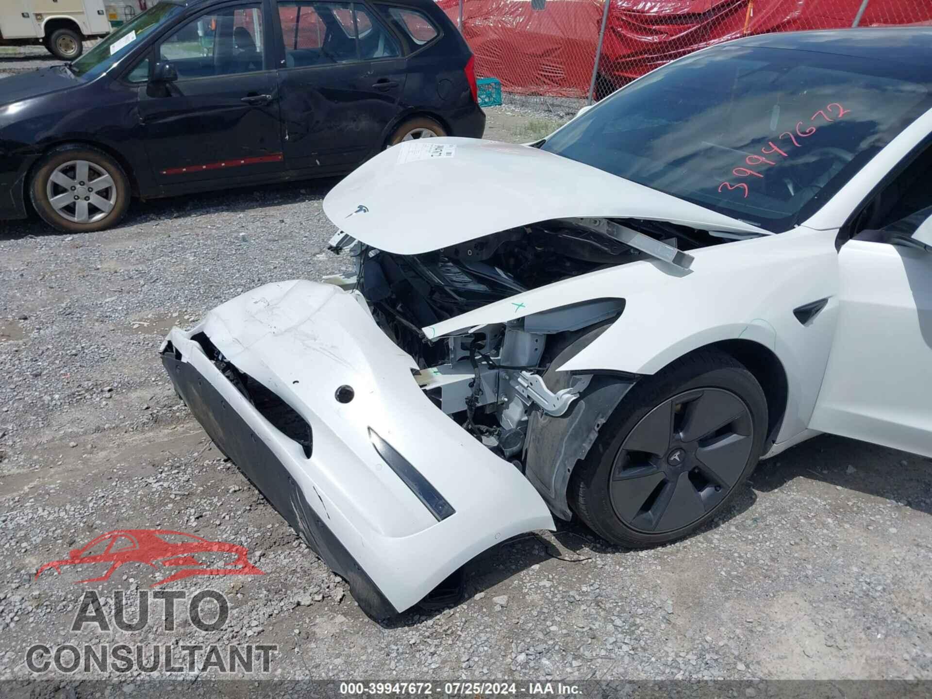 TESLA MODEL 3 2021 - 5YJ3E1EA9MF852103