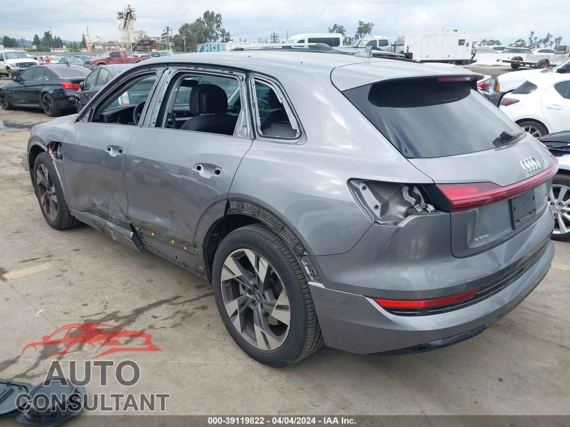 AUDI E-TRON 2022 - WA1AAAGE8NB011925