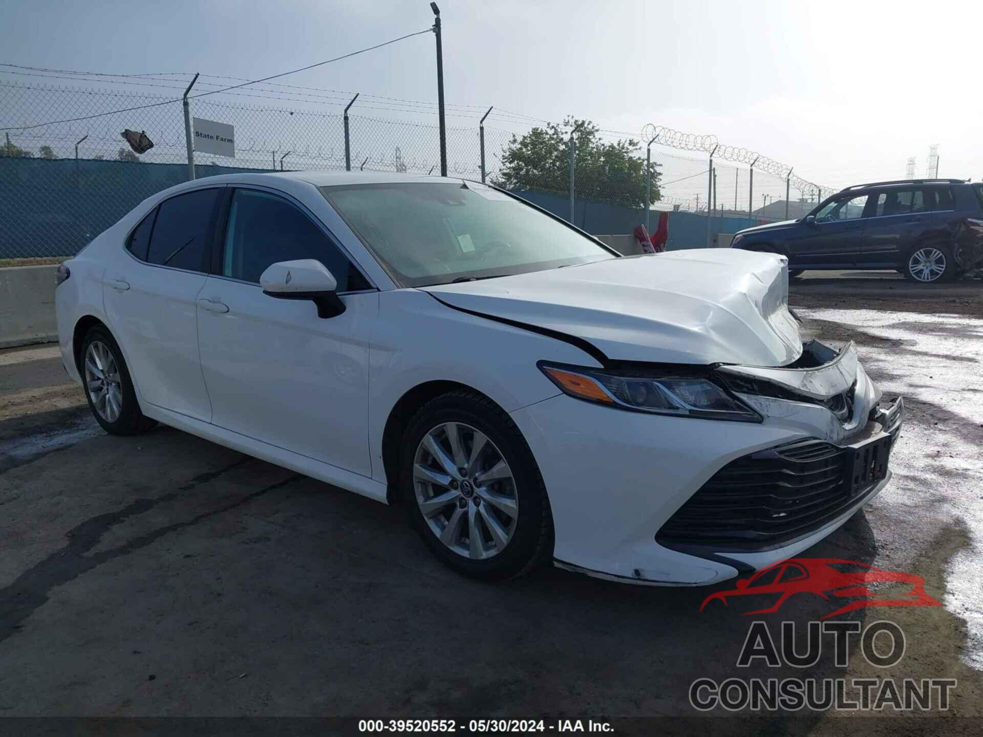 TOYOTA CAMRY 2019 - 4T1B11HK5KU192072