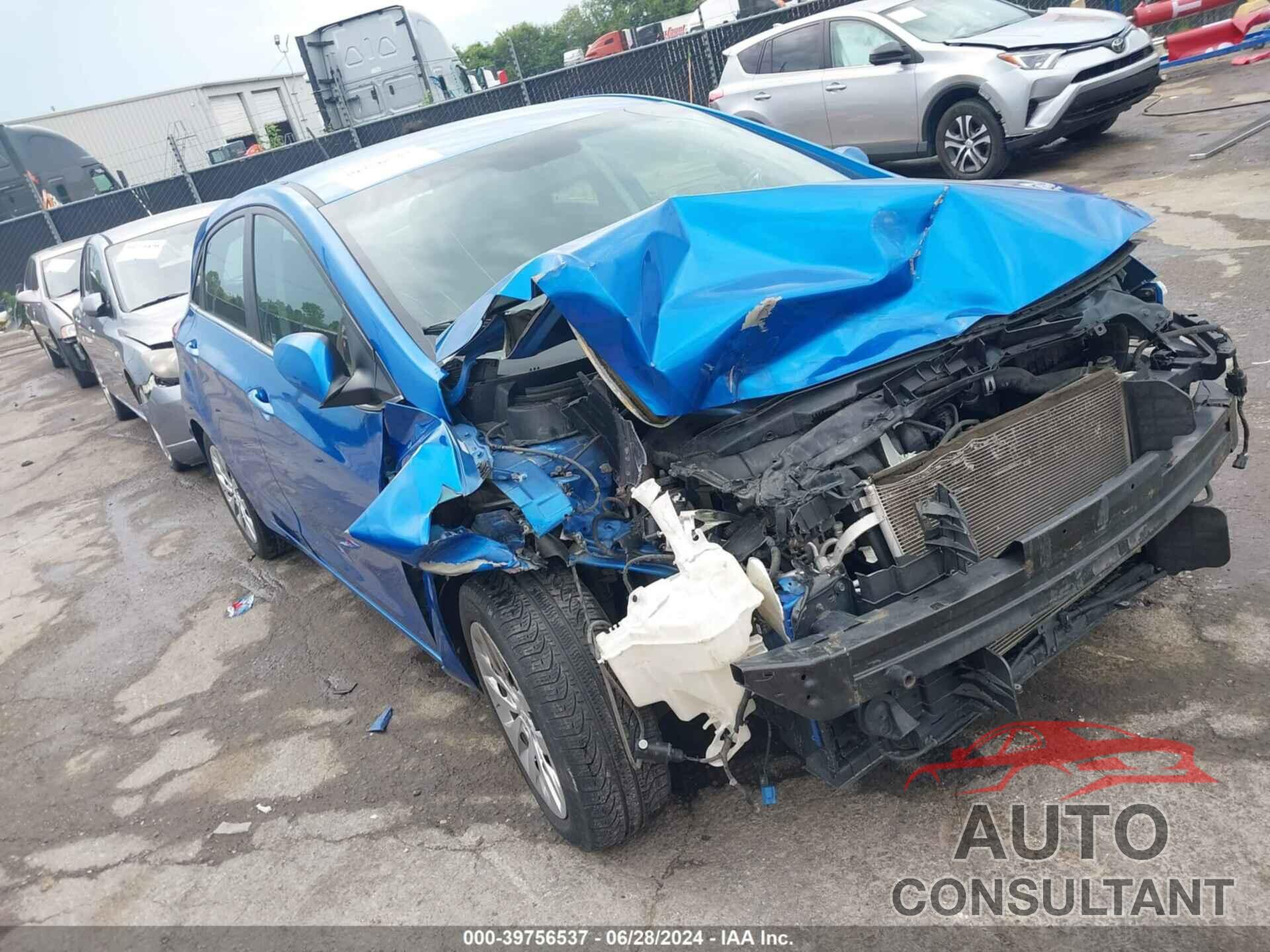 HYUNDAI ELANTRA GT 2017 - KMHD35LH8HU376291