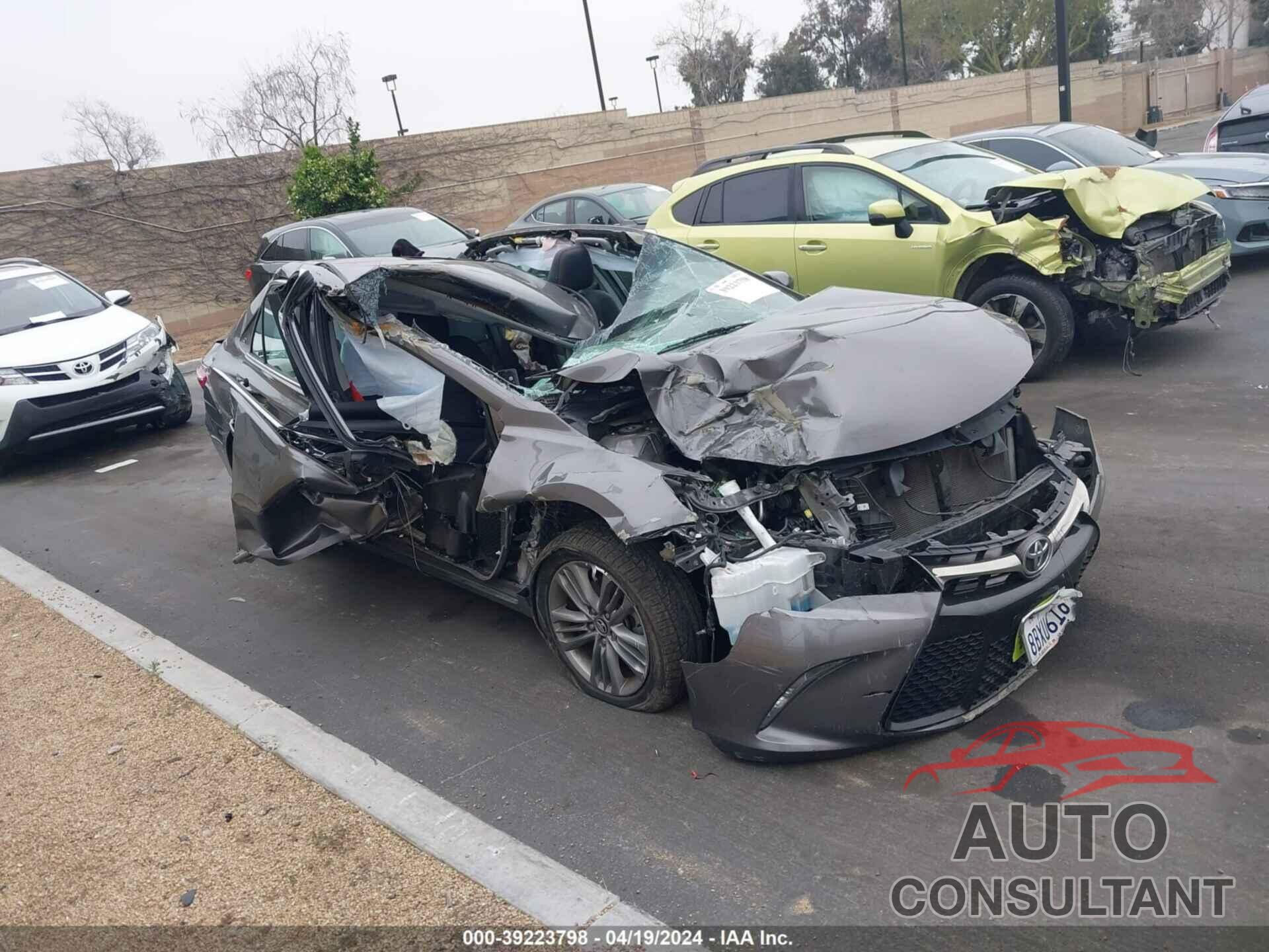 TOYOTA CAMRY 2017 - 4T1BF1FK1HU748374