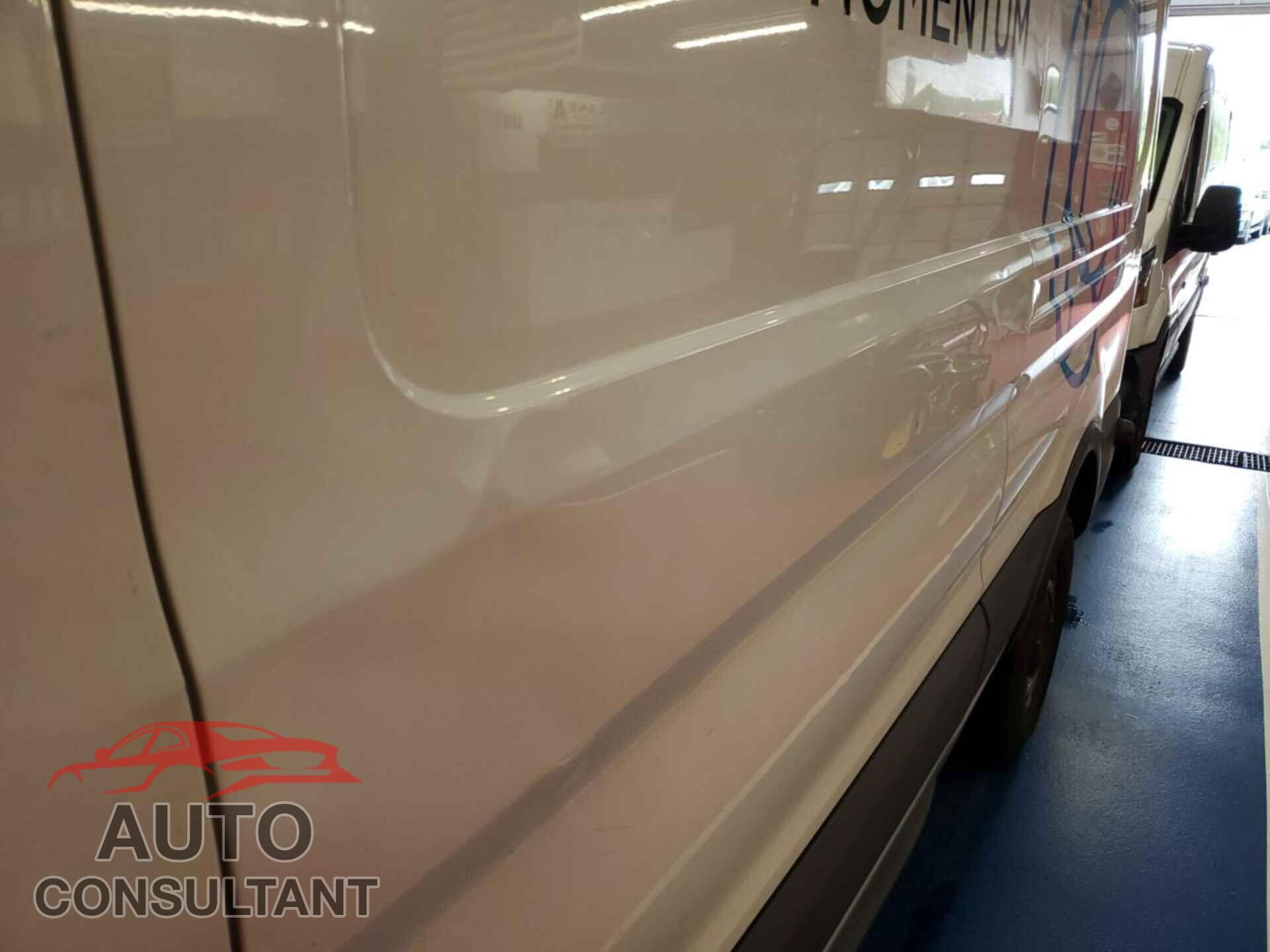 FORD TRANSIT 2018 - 1FTYR2CM4JKB55305