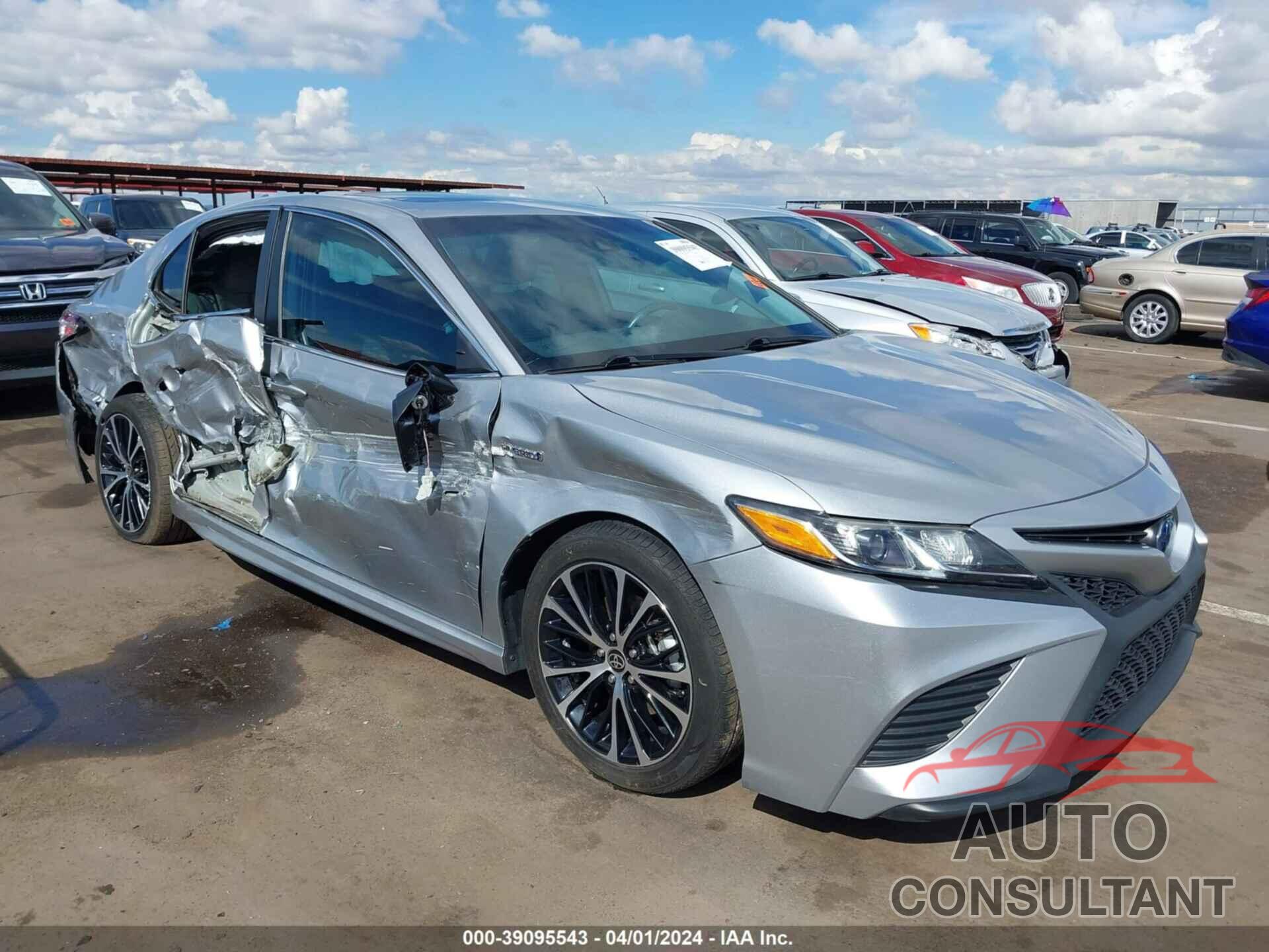TOYOTA CAMRY 2020 - 4T1J31AKXLU016295
