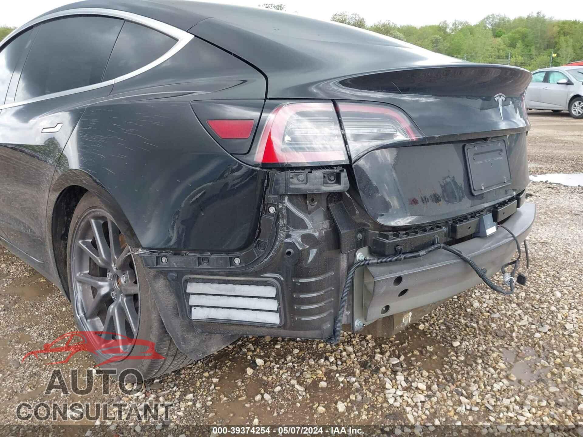 TESLA MODEL 3 2019 - 5YJ3E1EA7KF344824