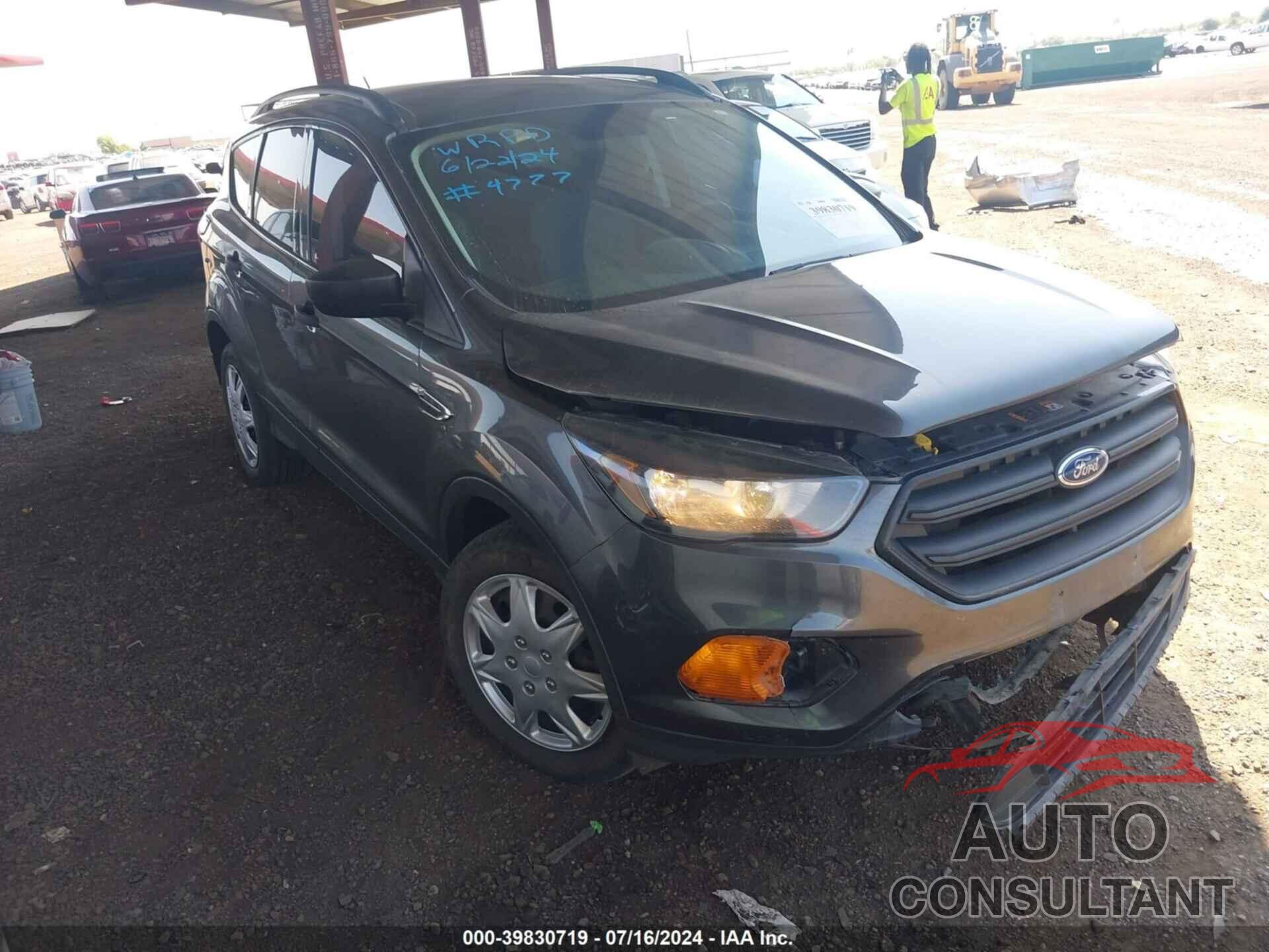 FORD ESCAPE 2018 - 1FMCU0F79JUA24843