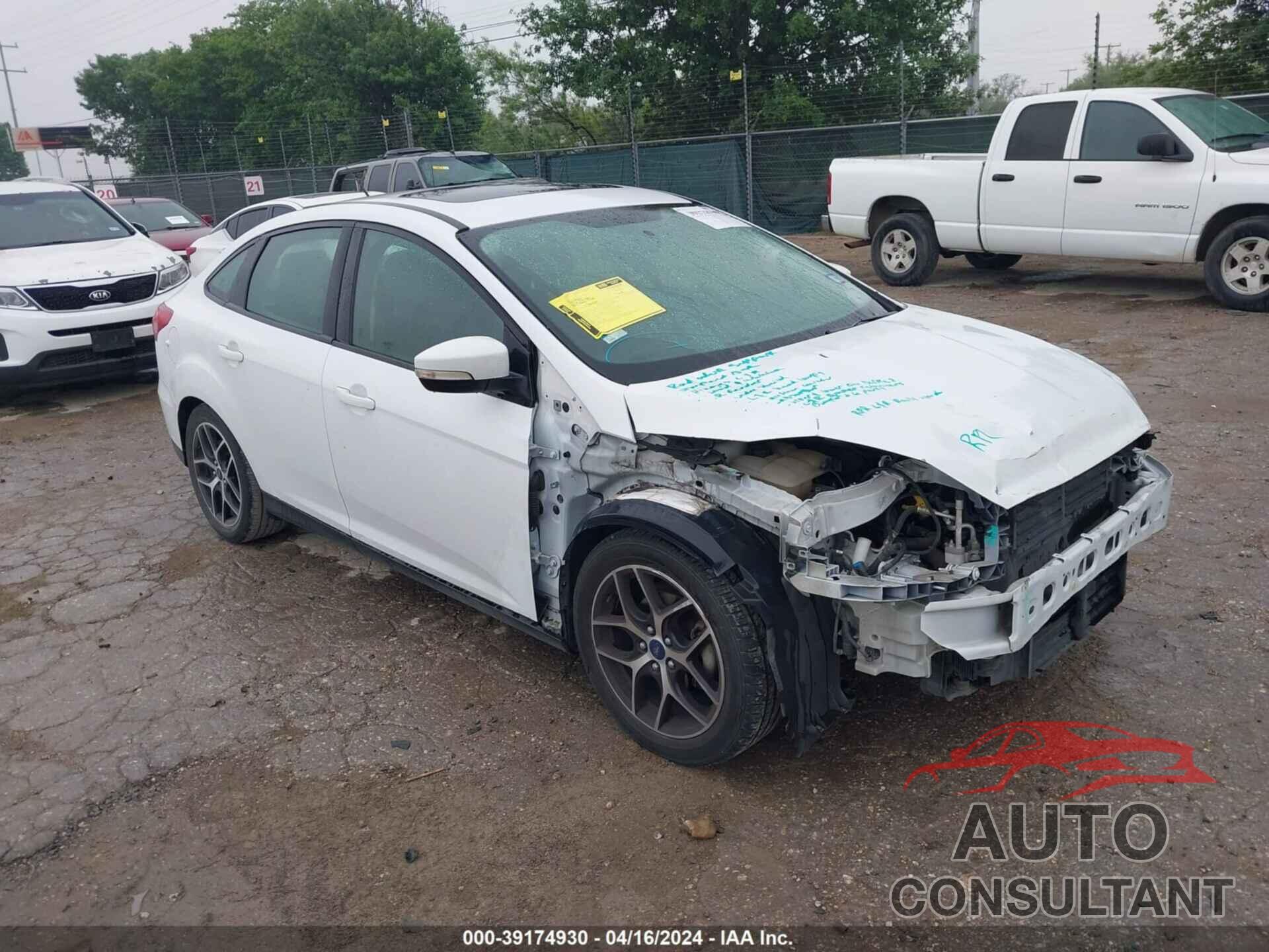 FORD FOCUS 2017 - 1FADP3H28HL347483