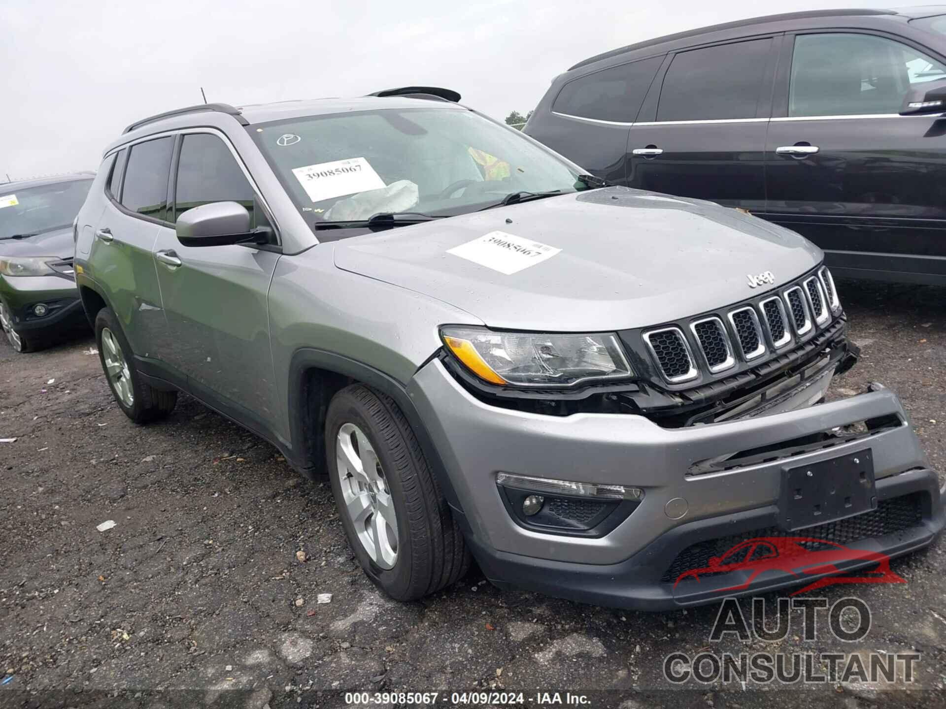 JEEP COMPASS 2018 - 3C4NJCBBXJT300555