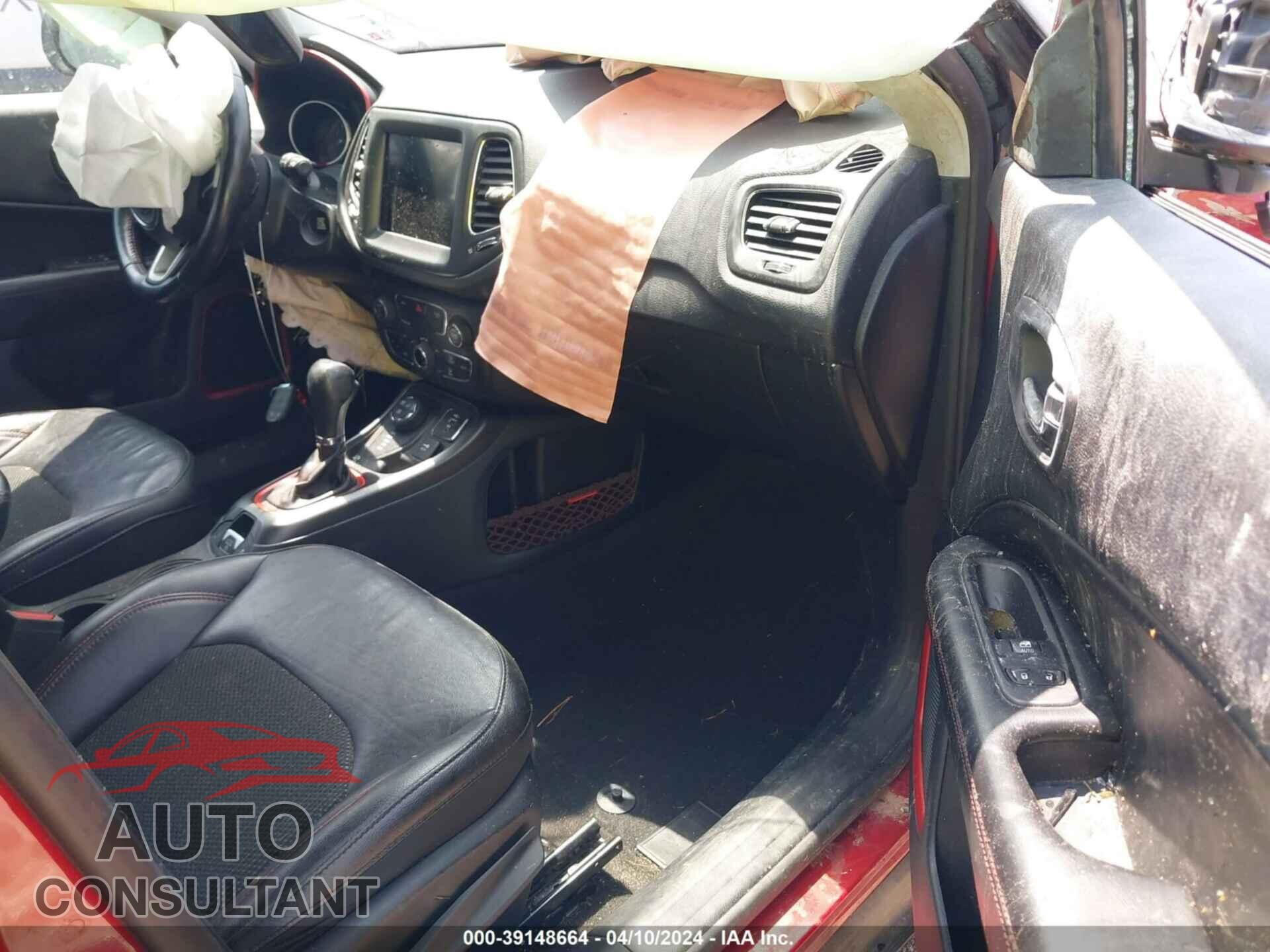 JEEP COMPASS 2020 - 3C4NJDDB7LT207983