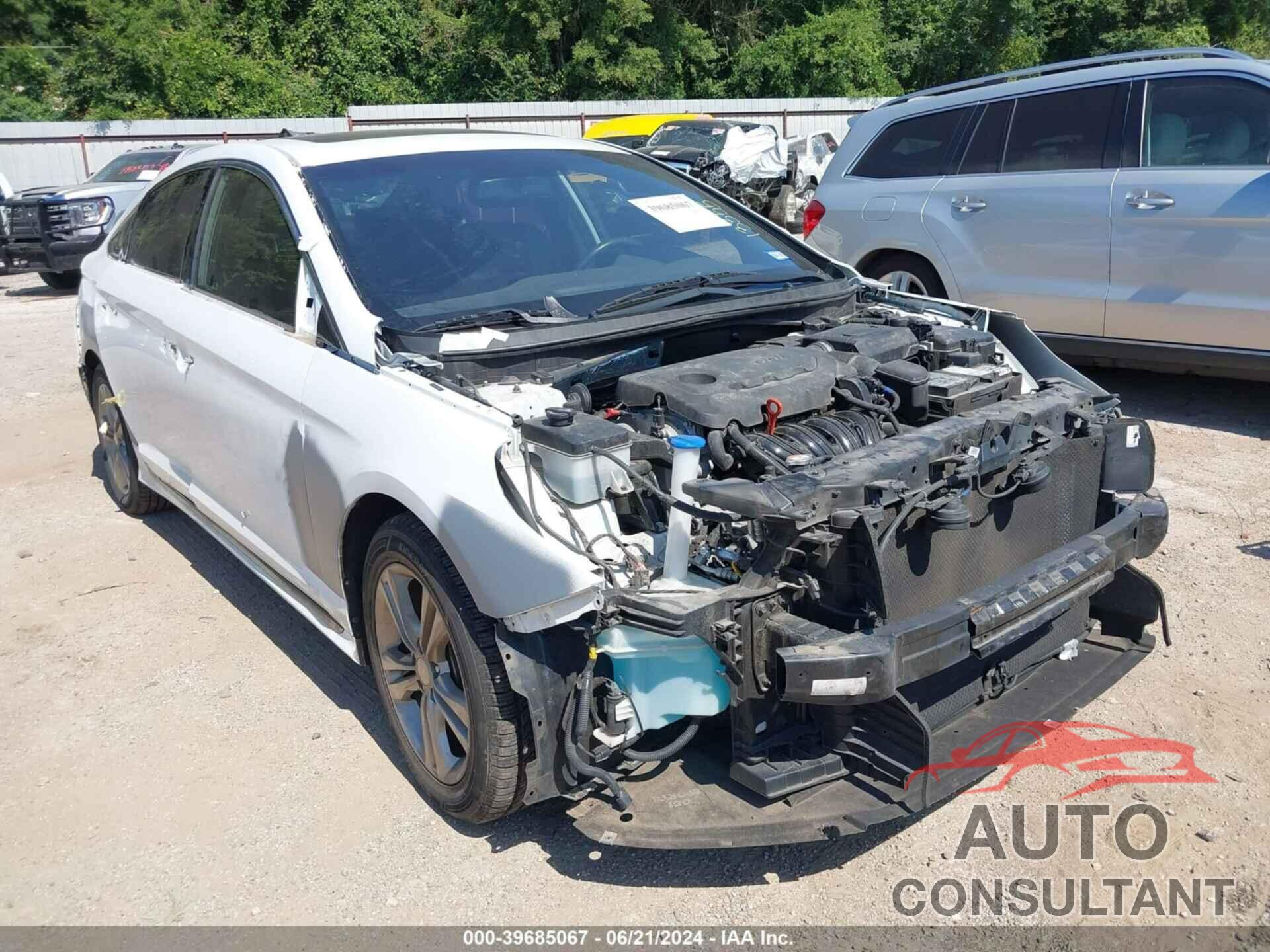 HYUNDAI SONATA 2018 - 5NPE34AF2JH696100