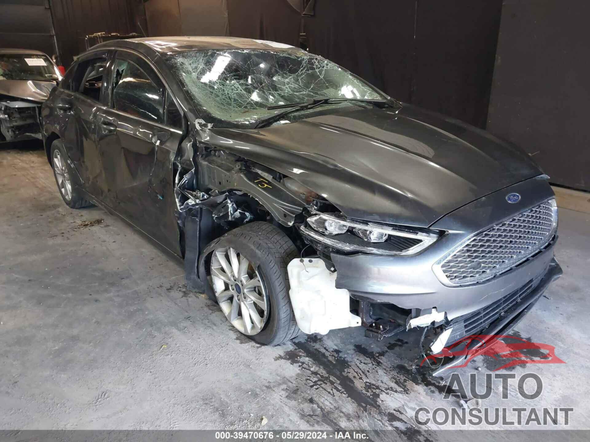 FORD FUSION ENERGI 2019 - 3FA6P0SU6KR153299