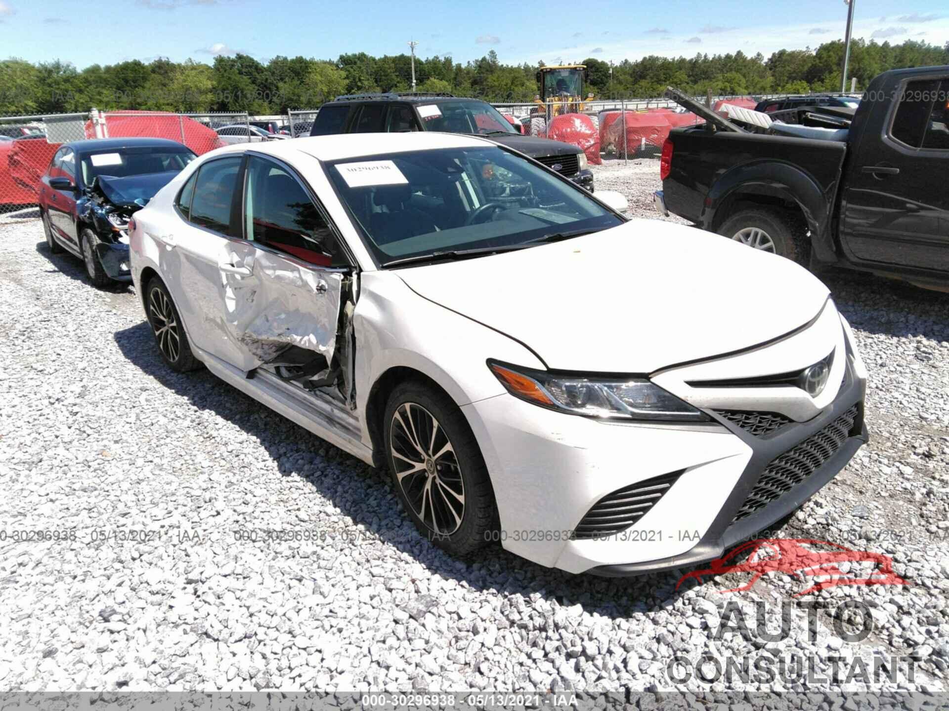 TOYOTA CAMRY 2019 - 4T1B11HK1KU846694