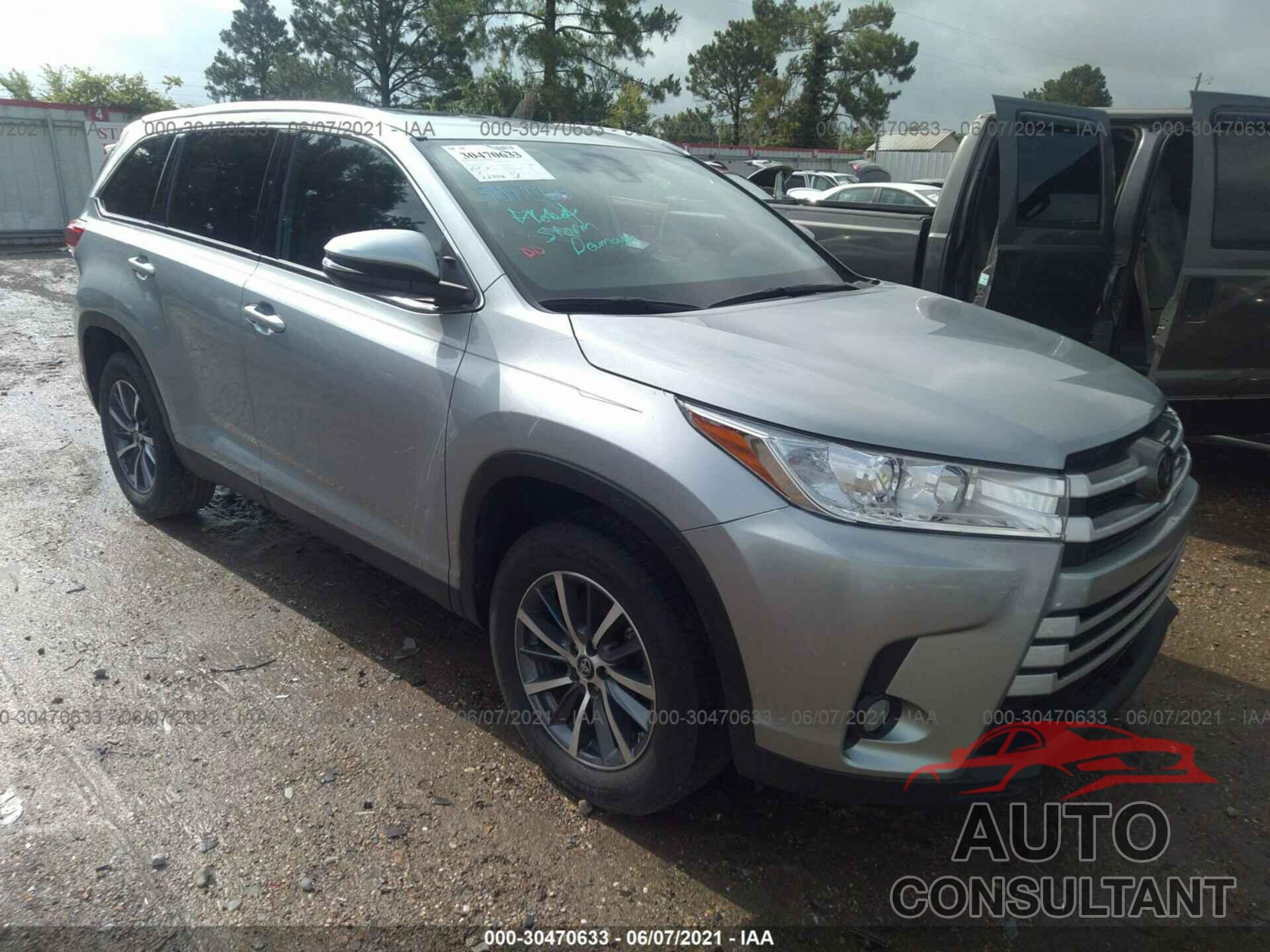 TOYOTA HIGHLANDER 2019 - 5TDKZRFH9KS313483