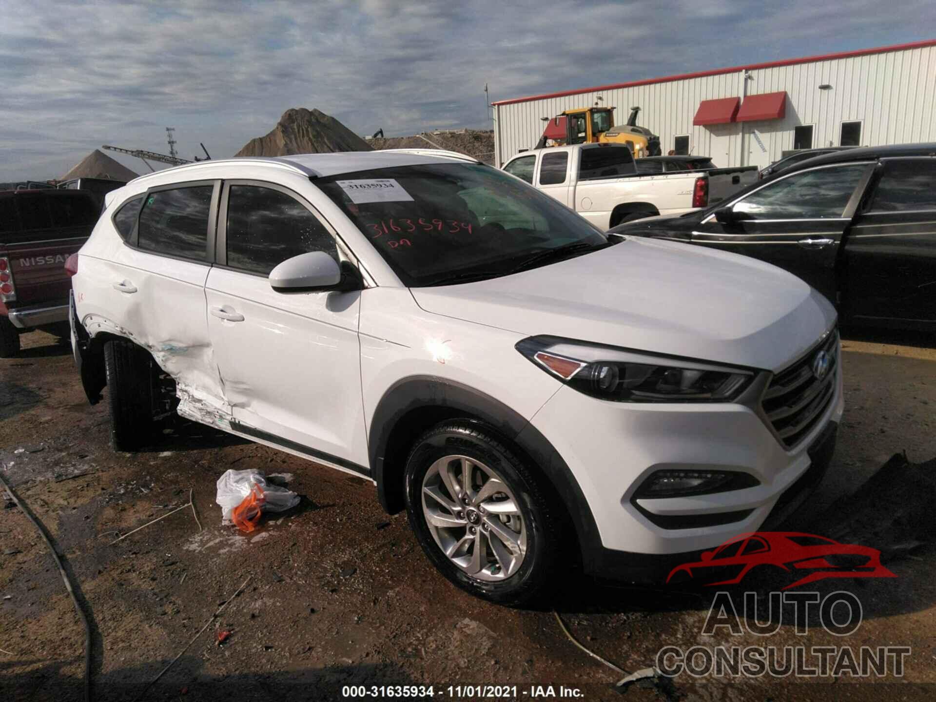 HYUNDAI TUCSON 2017 - KM8J33A44HU493664
