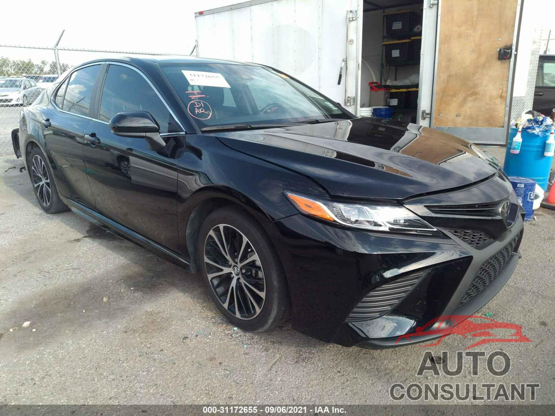 TOYOTA CAMRY 2020 - 4T1G11AK1LU898036