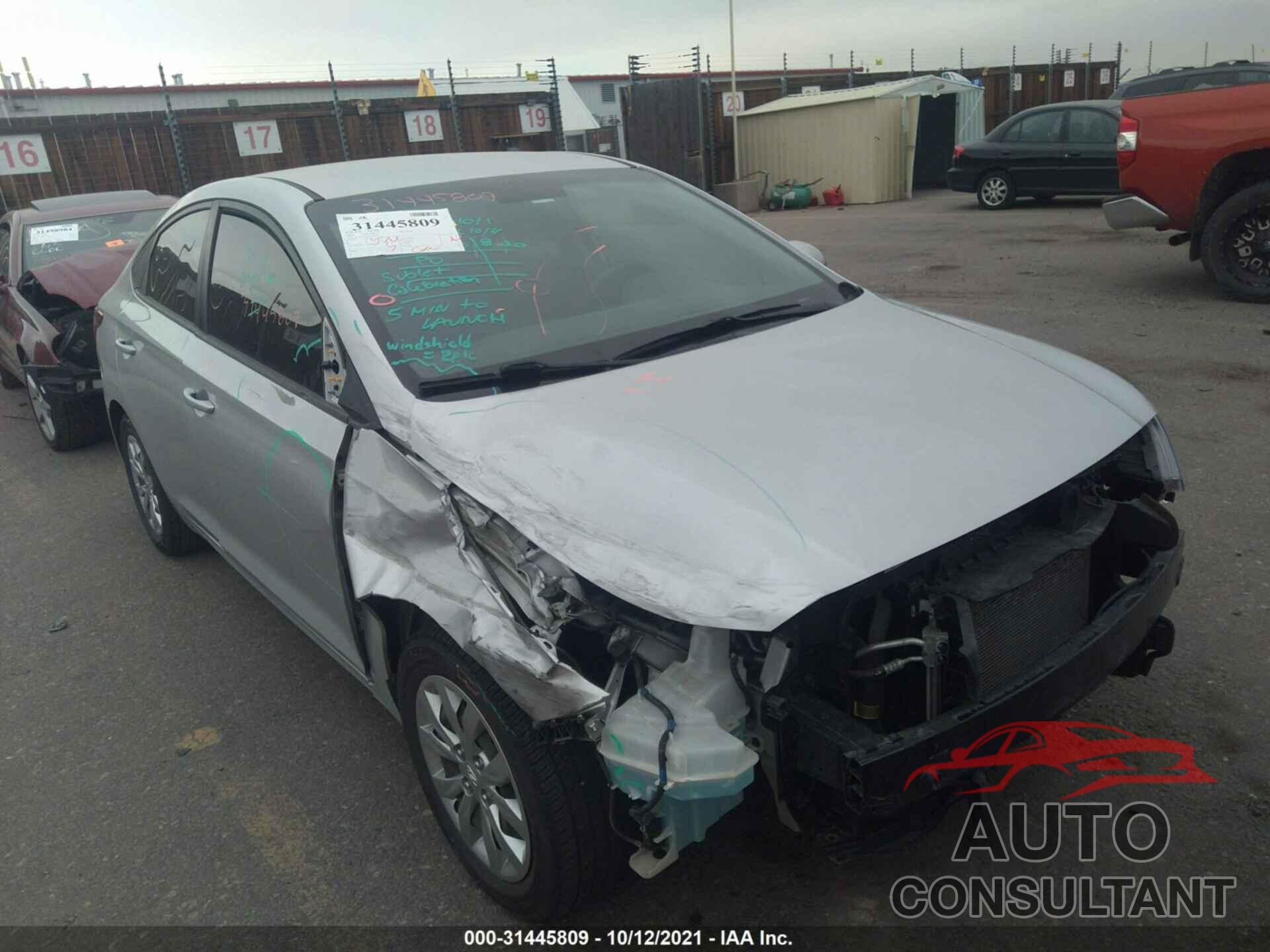 HYUNDAI ACCENT 2018 - 3KPC24A3XJE029781