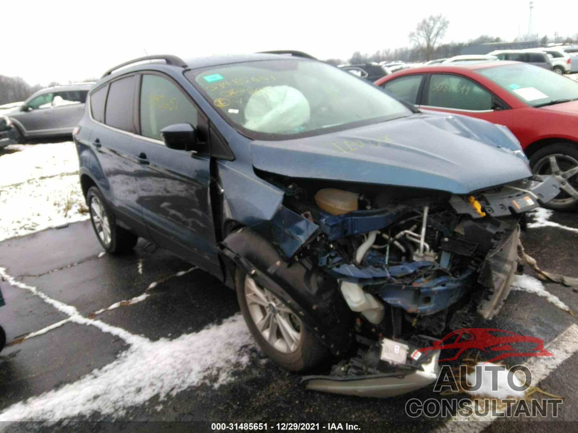 FORD ESCAPE 2018 - 1FMCU9HD1JUC75282