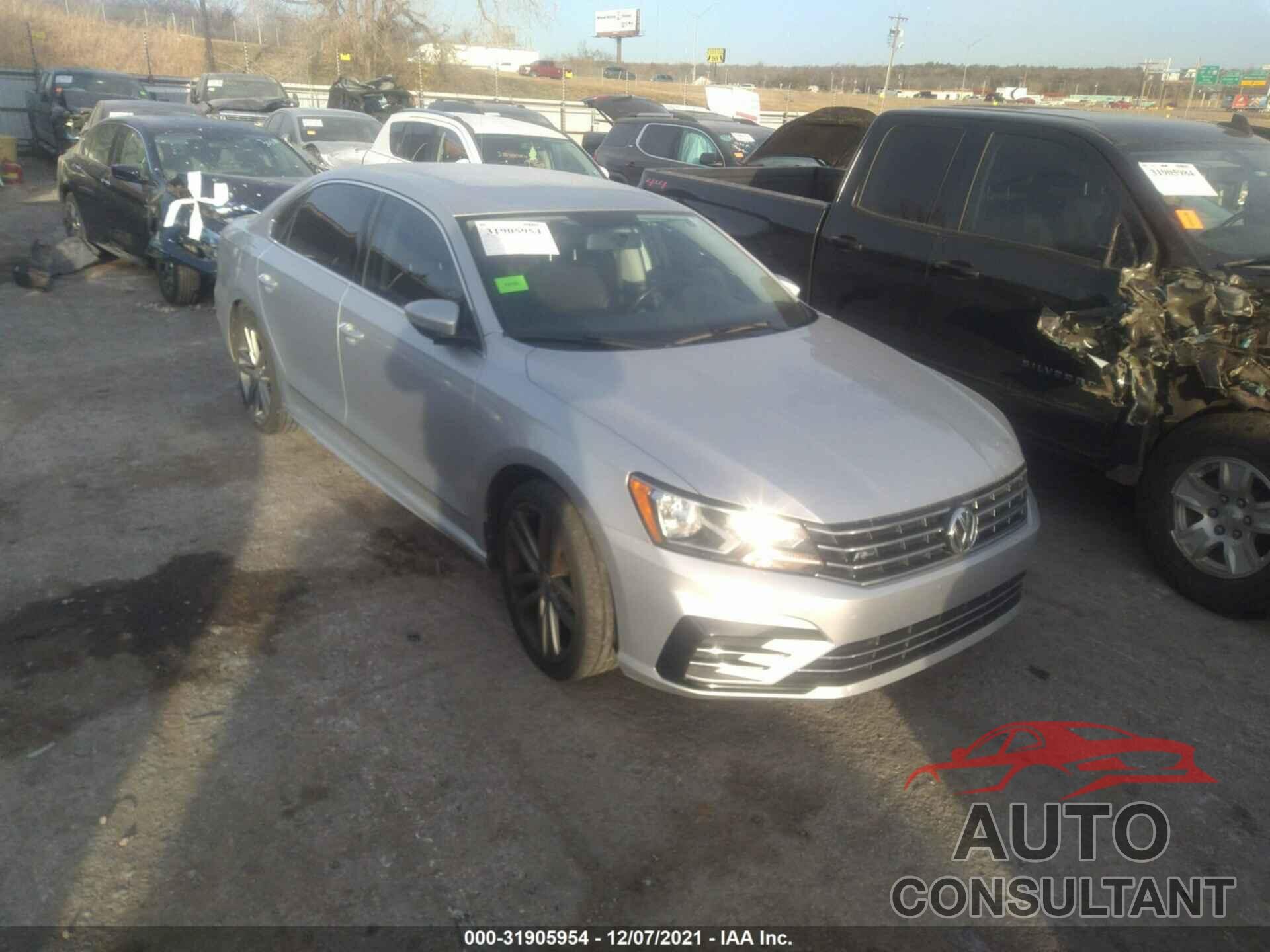 VOLKSWAGEN PASSAT 2016 - 1VWAT7A34GC052282